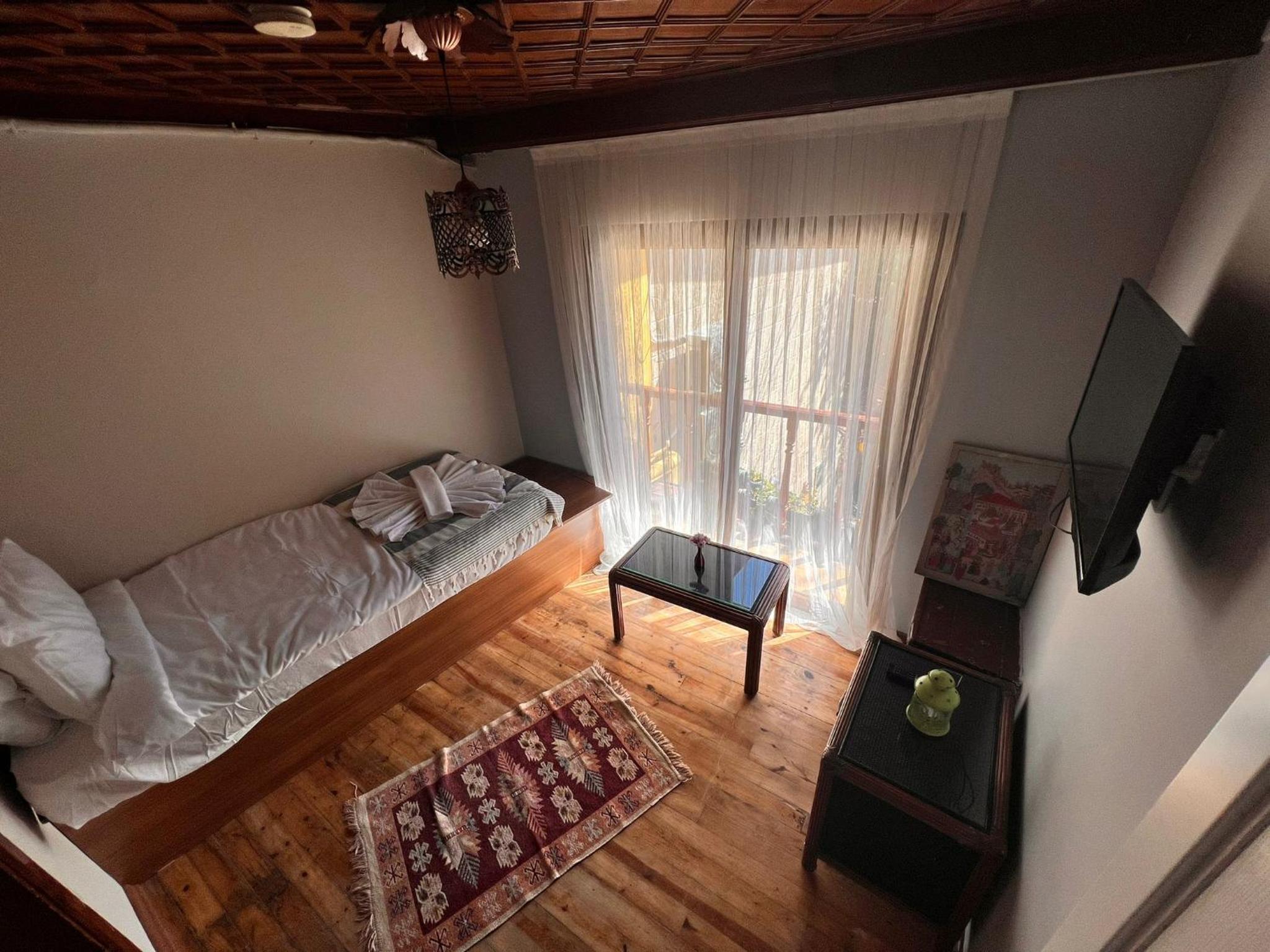 Sarı Konak