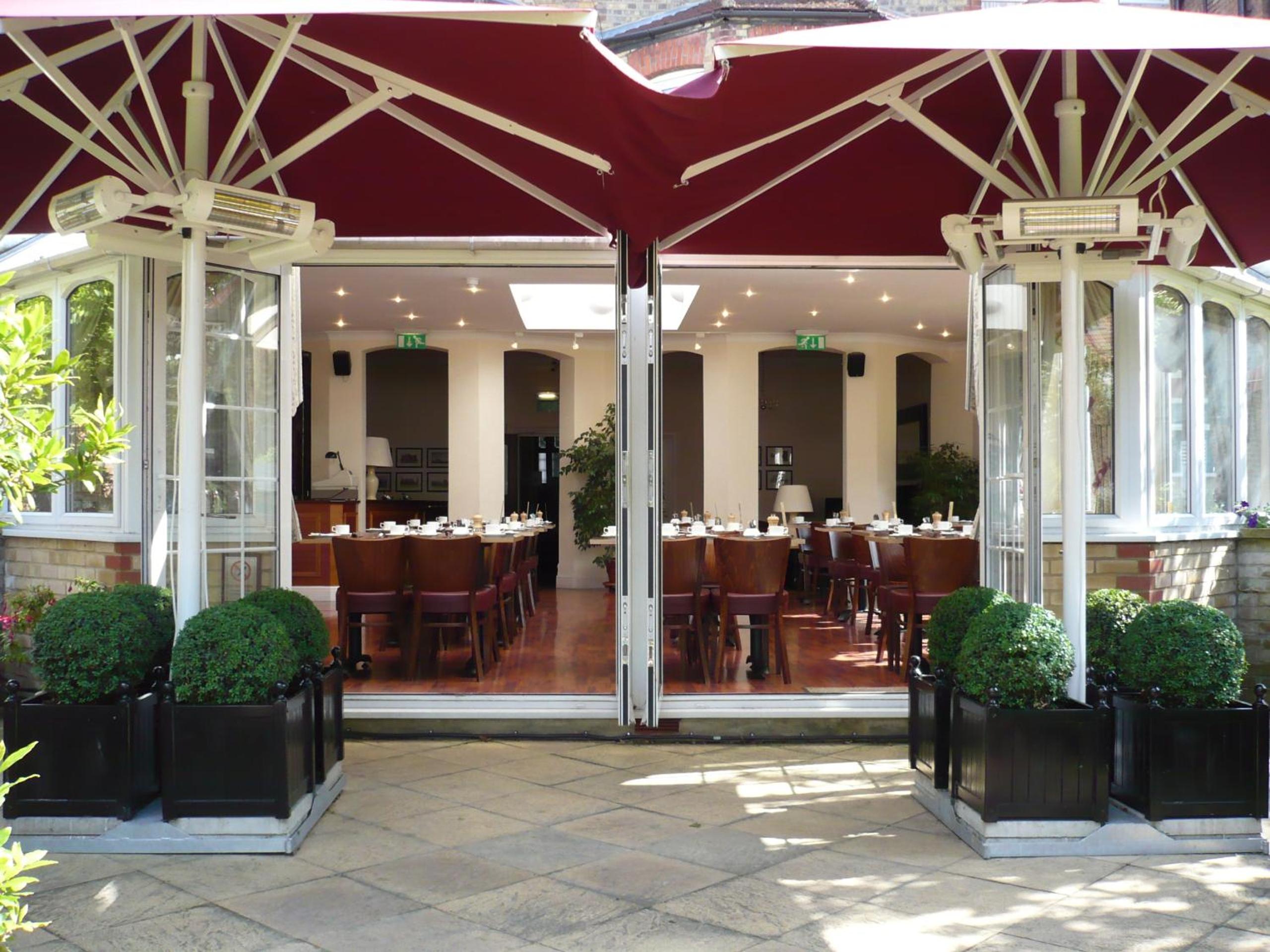 Glenlyn Hotel & Apartments