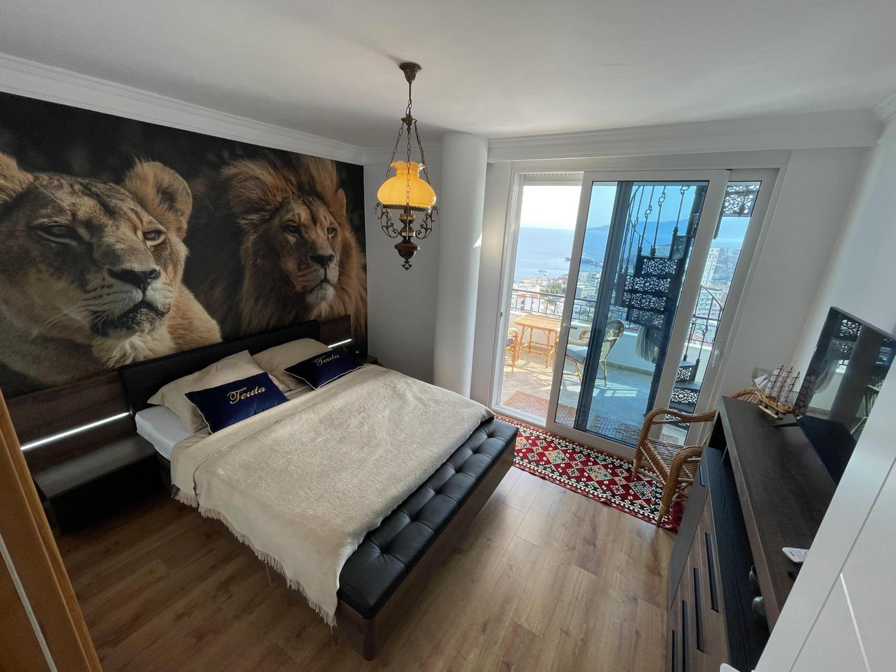 TEUTA- Luxury Penthouse 200m2