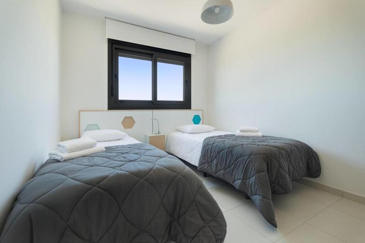 Premium Apartment with Swimming pool by Aparters photo 4