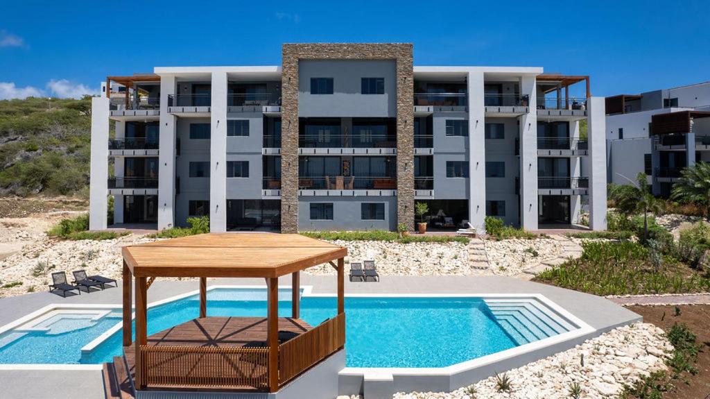 Coral Estate Ocean View Apartments