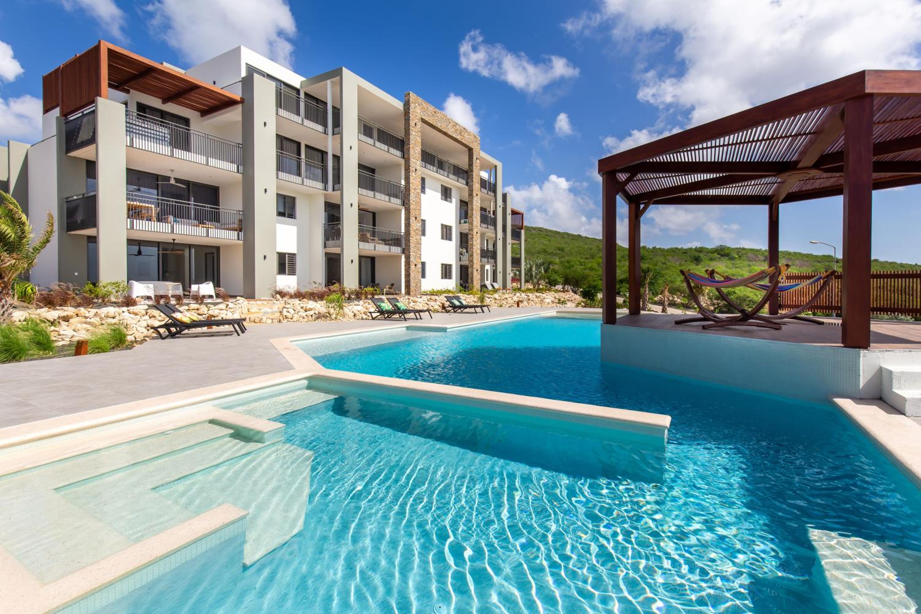 Coral Estate Ocean View Apartments