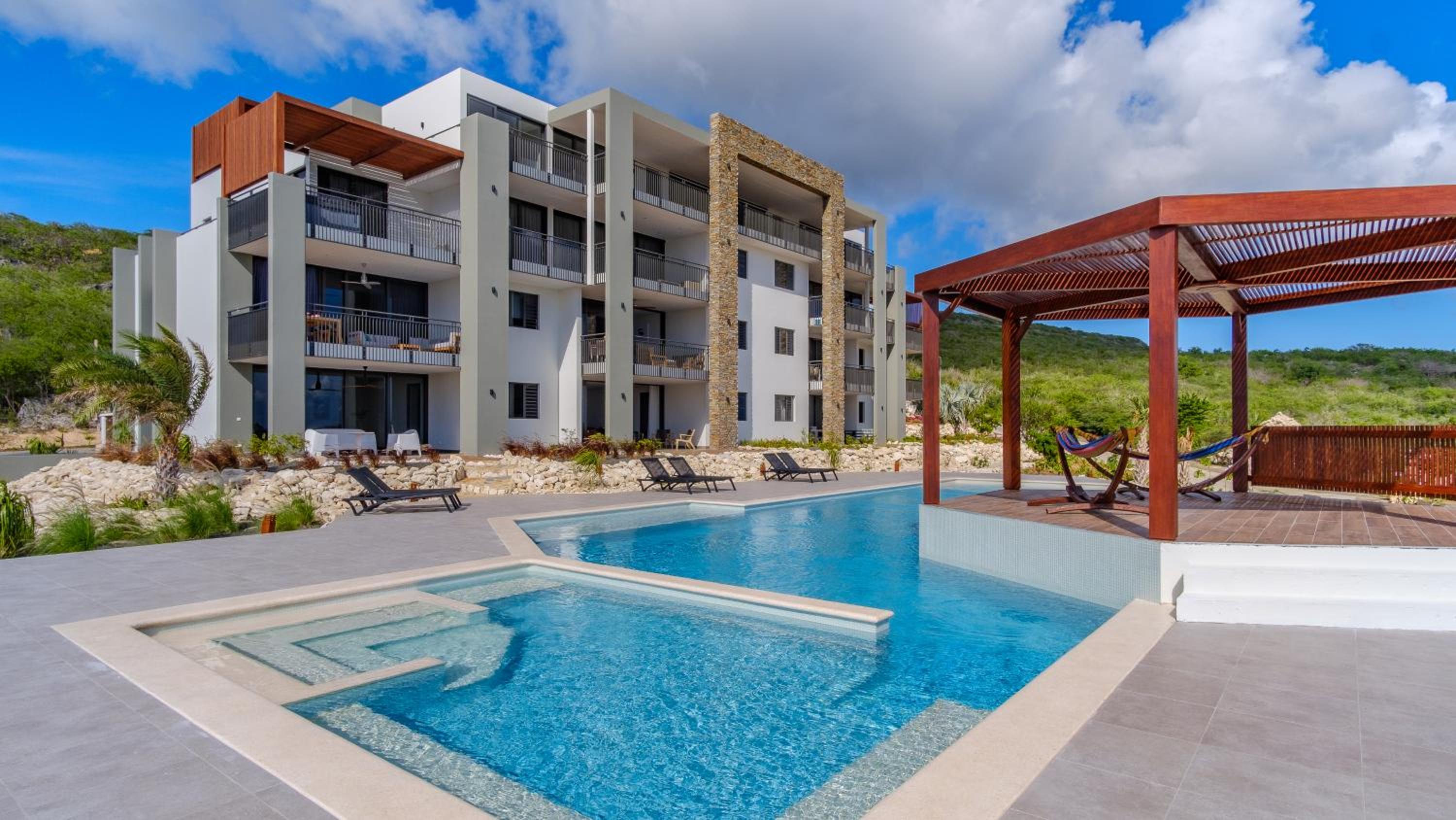 Coral Estate Ocean View Apartments