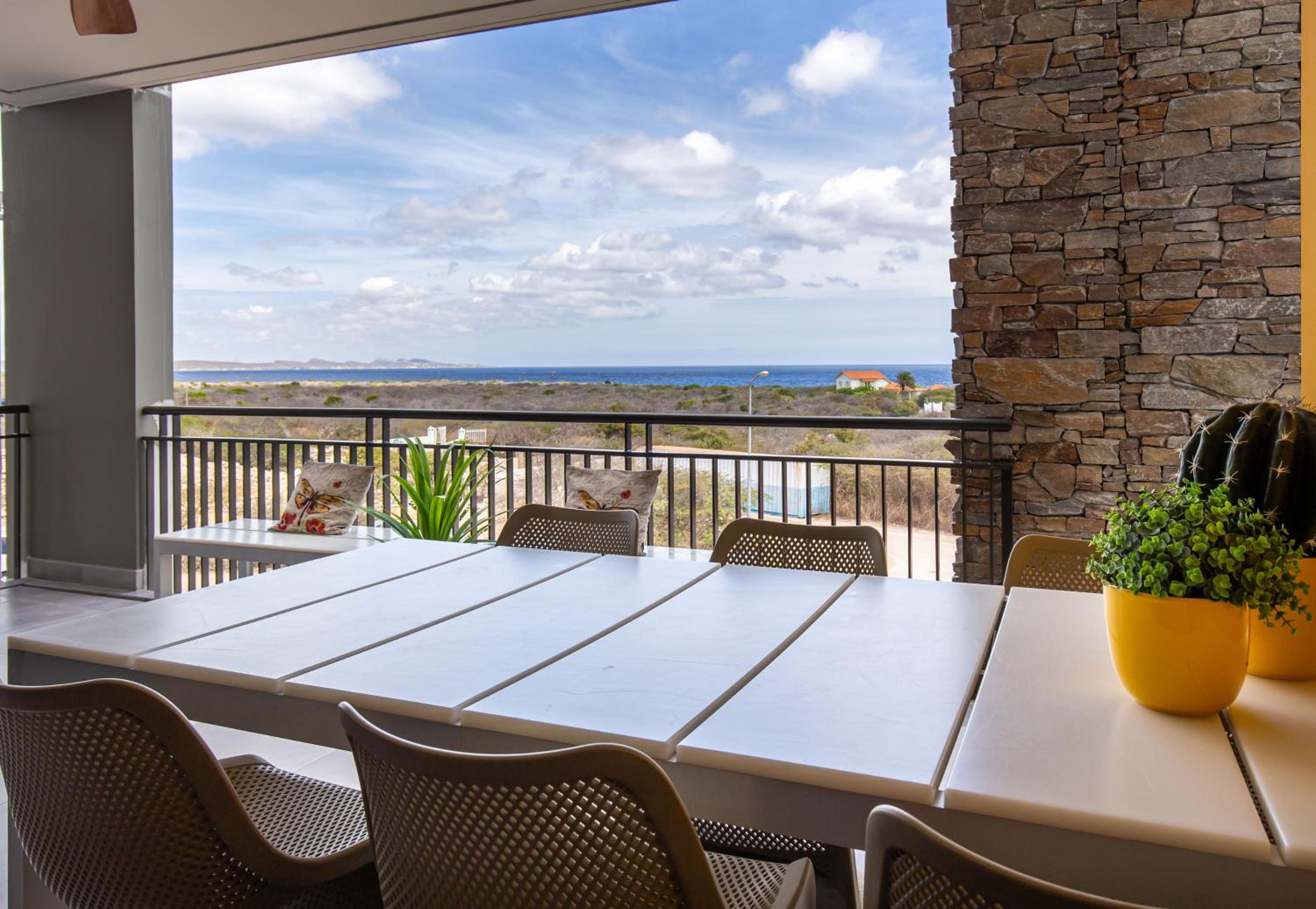 Coral Estate Ocean View Apartments