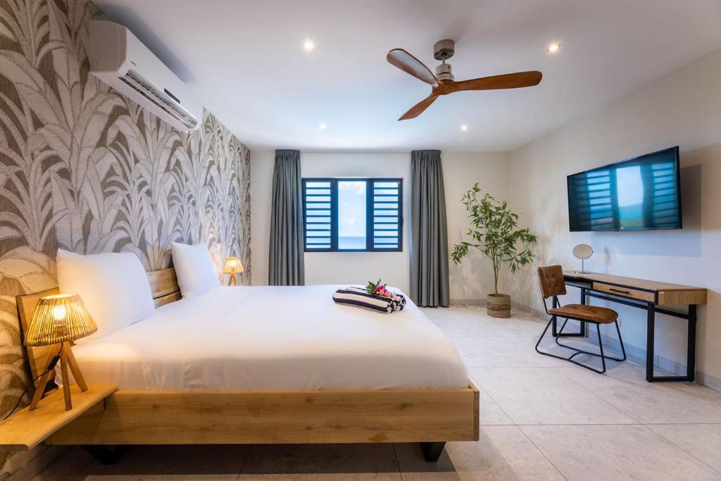 Coral Estate Ocean View Apartments