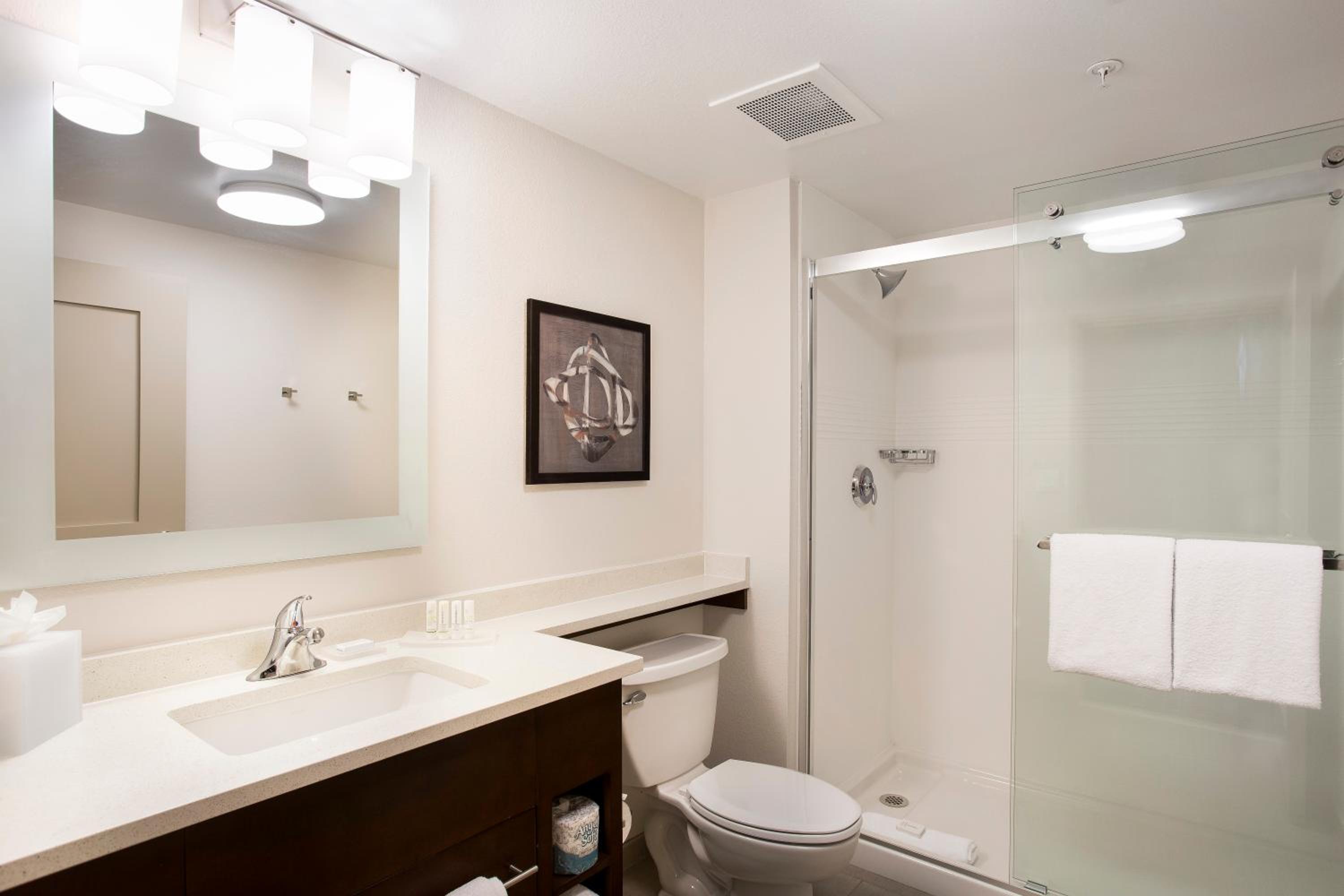 San Francisco Vacations - TownePlace Suites by Marriott San Mateo Foster City - Property Image 3