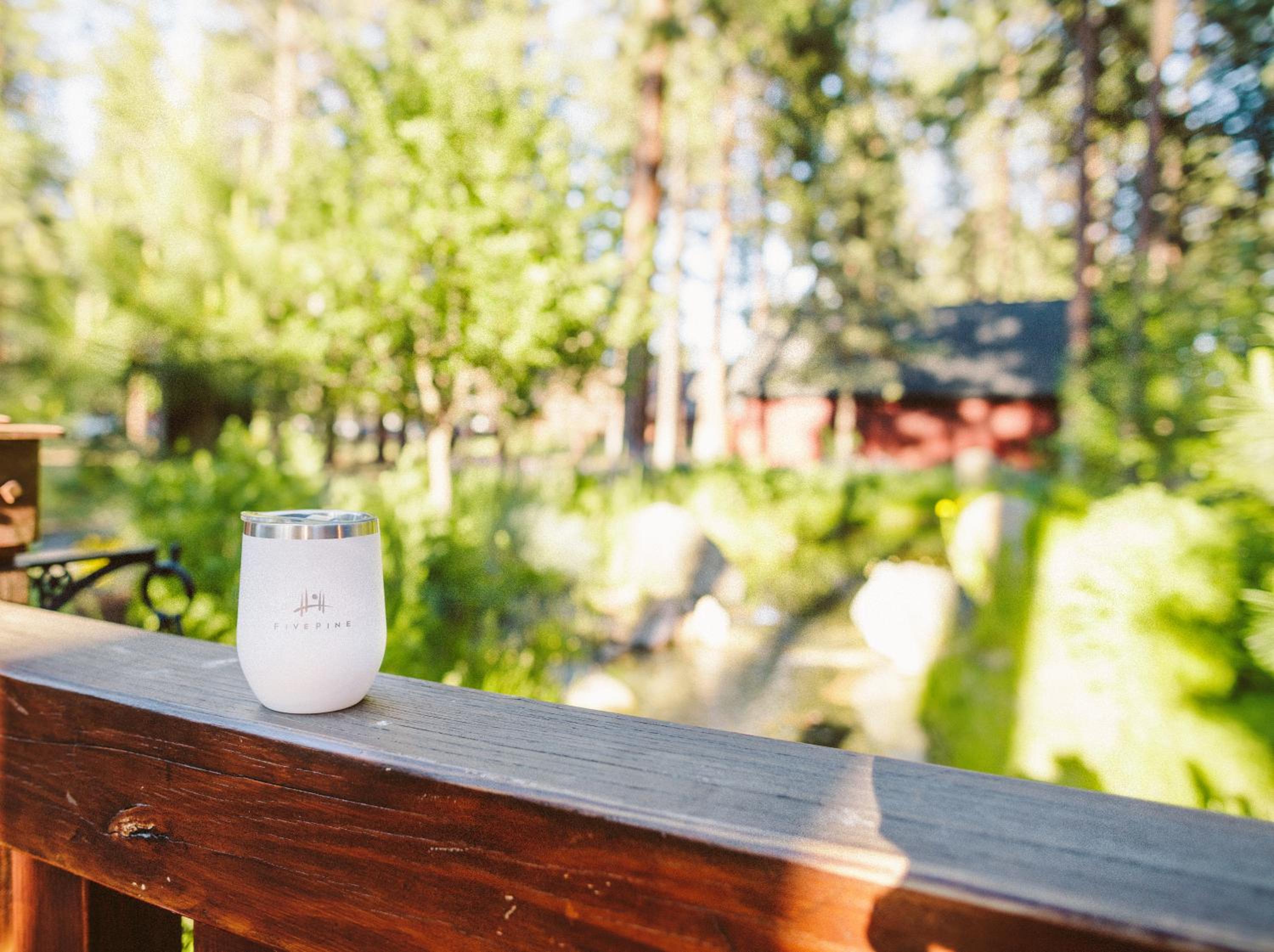 FivePine Lodge