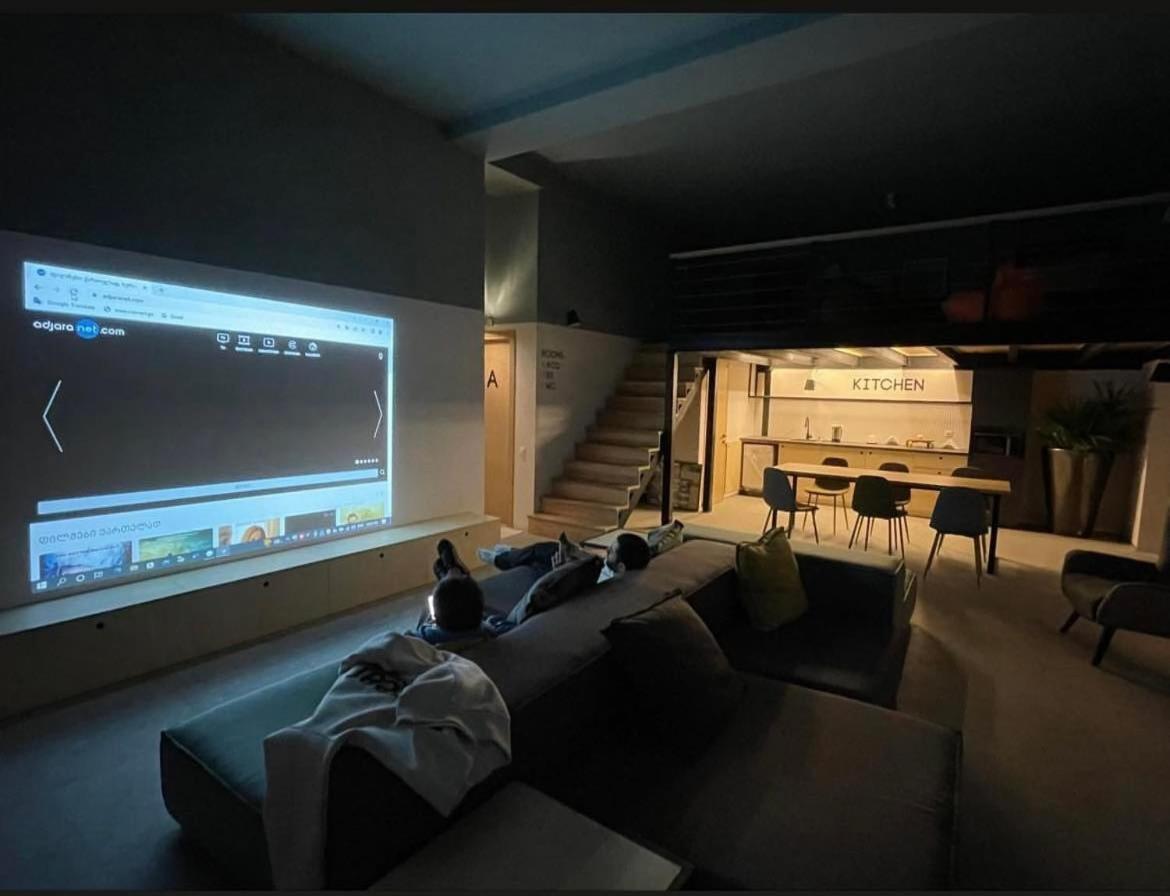Khada Hostel