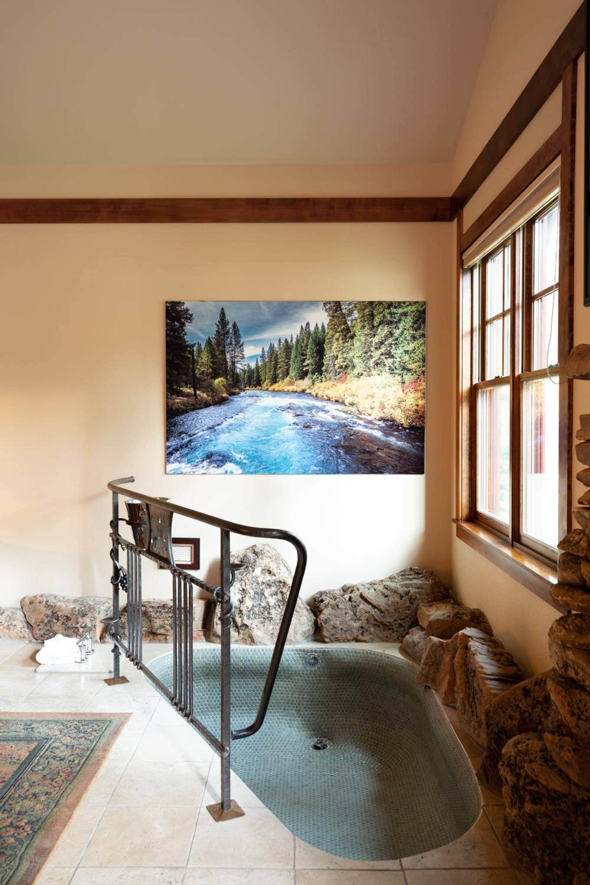 FivePine Lodge