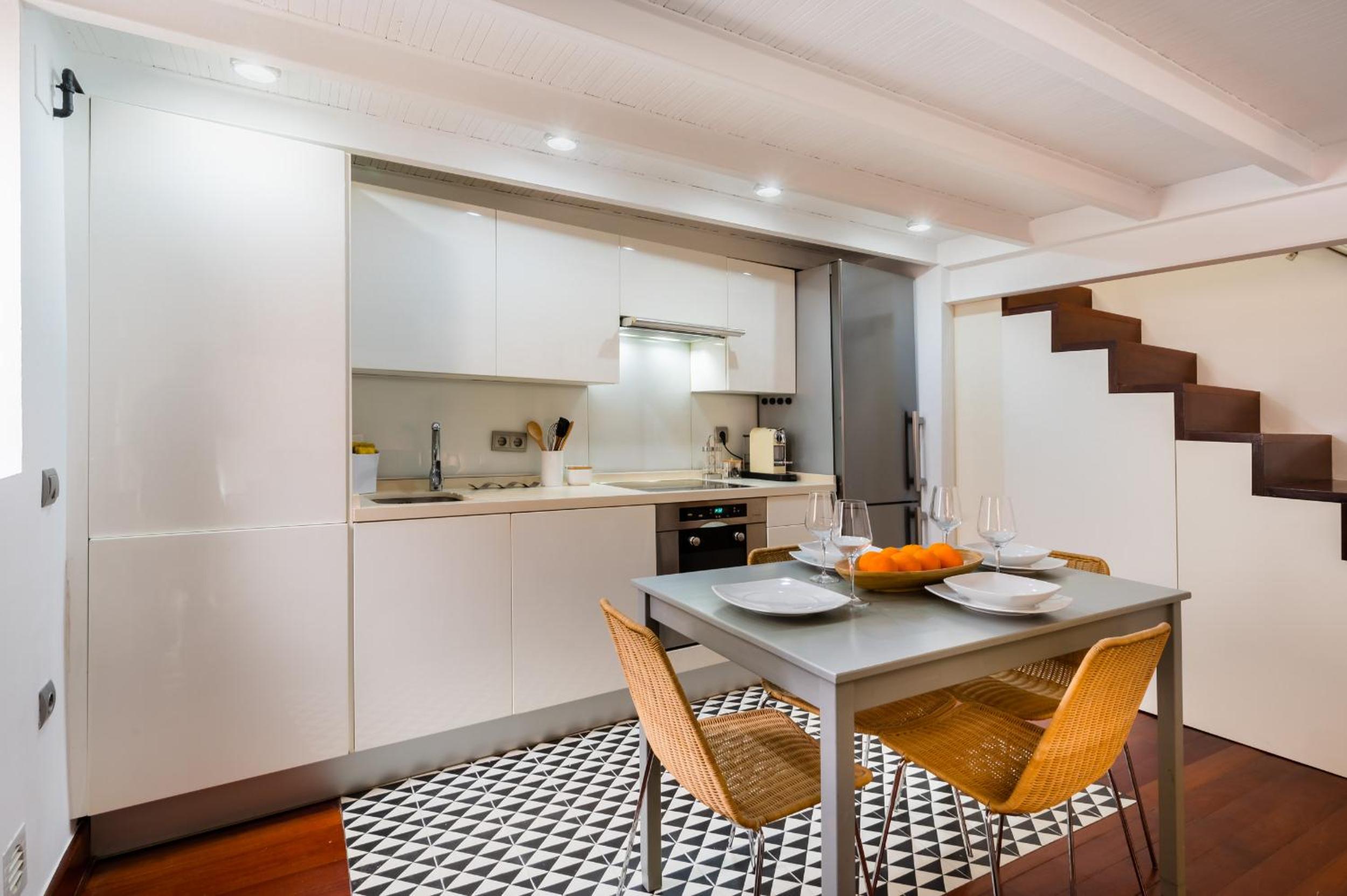 Stylish loft duplex - Alameda view 4