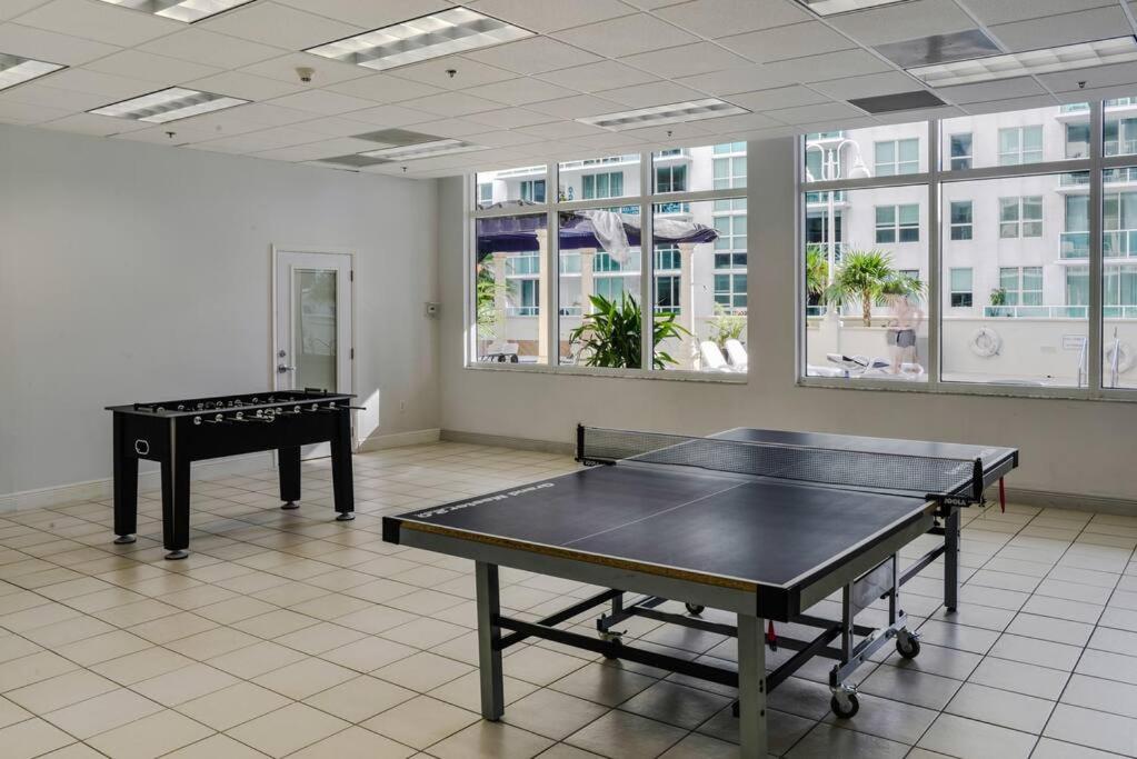 Awesome Condo at Brickell W Free Parking