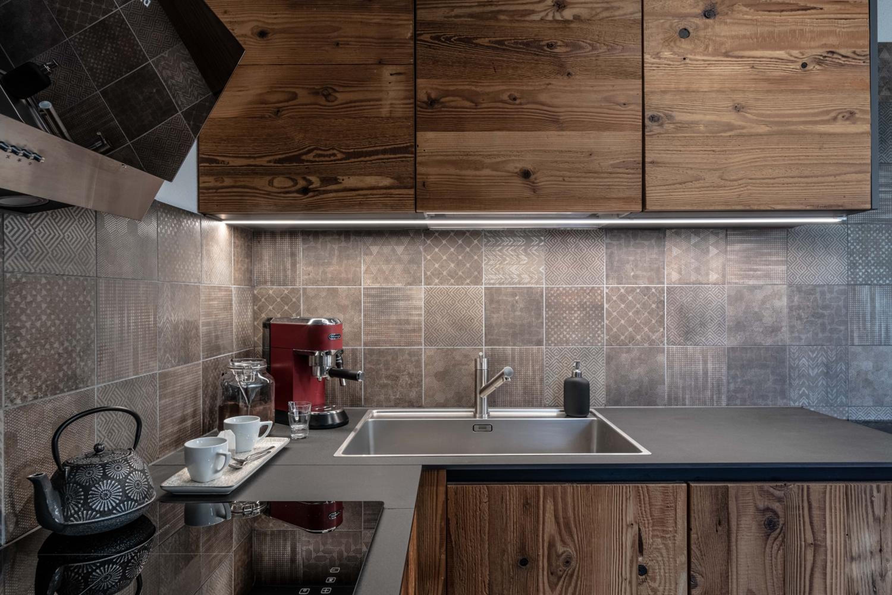 Chalet Laugenblick Alpine Luxury with Hot Tub and Sauna