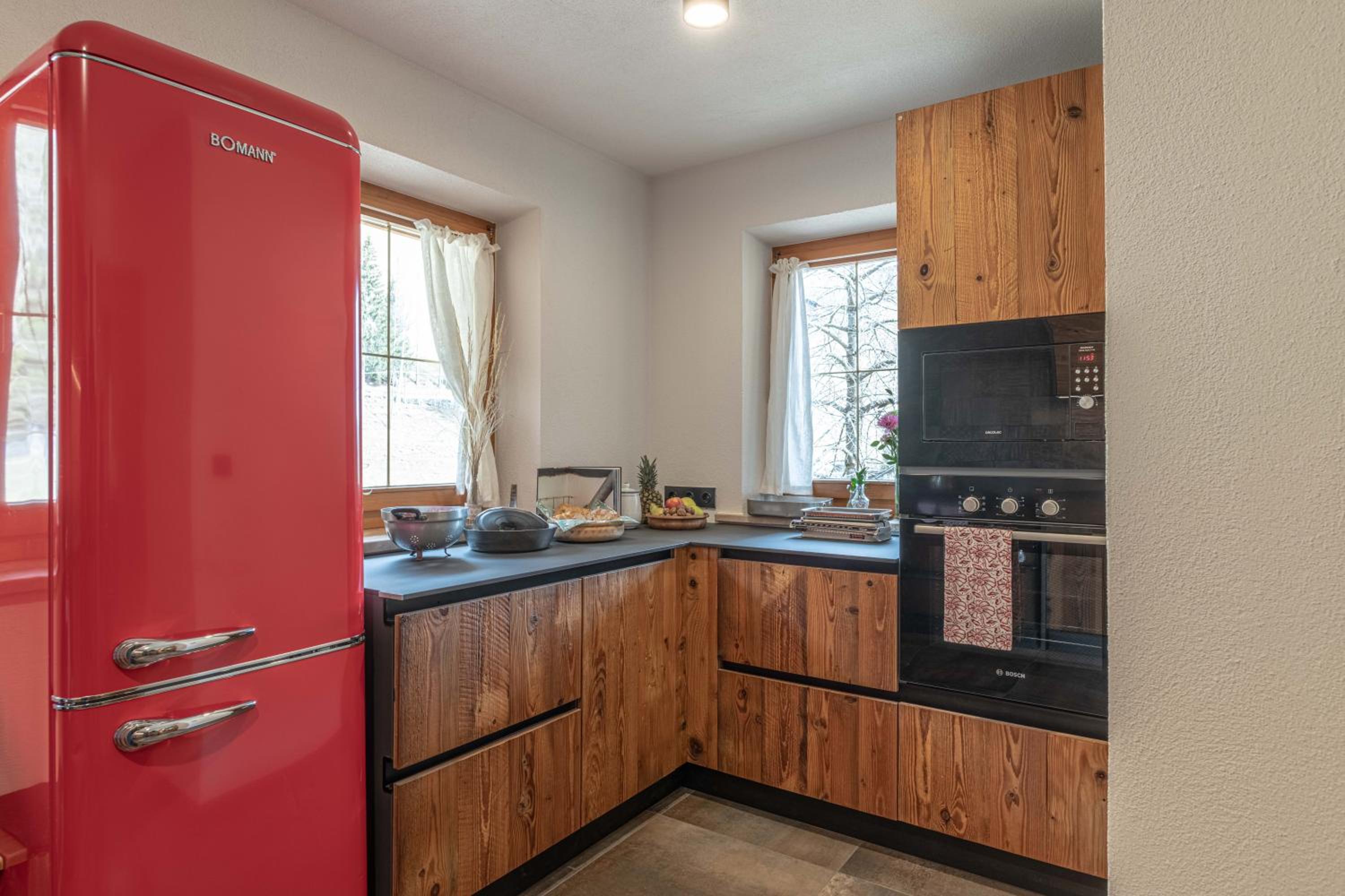 Chalet Laugenblick Alpine Luxury with Hot Tub and Sauna