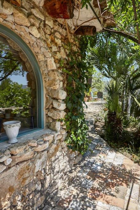 Sitges Hill Retreats-Masia Nur 22 bedrooms divided over 9 houses for max 44 guests view 3