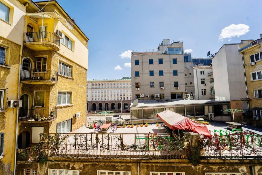 Cozy 2-Bedroom Flat in the very Center of Sofia
