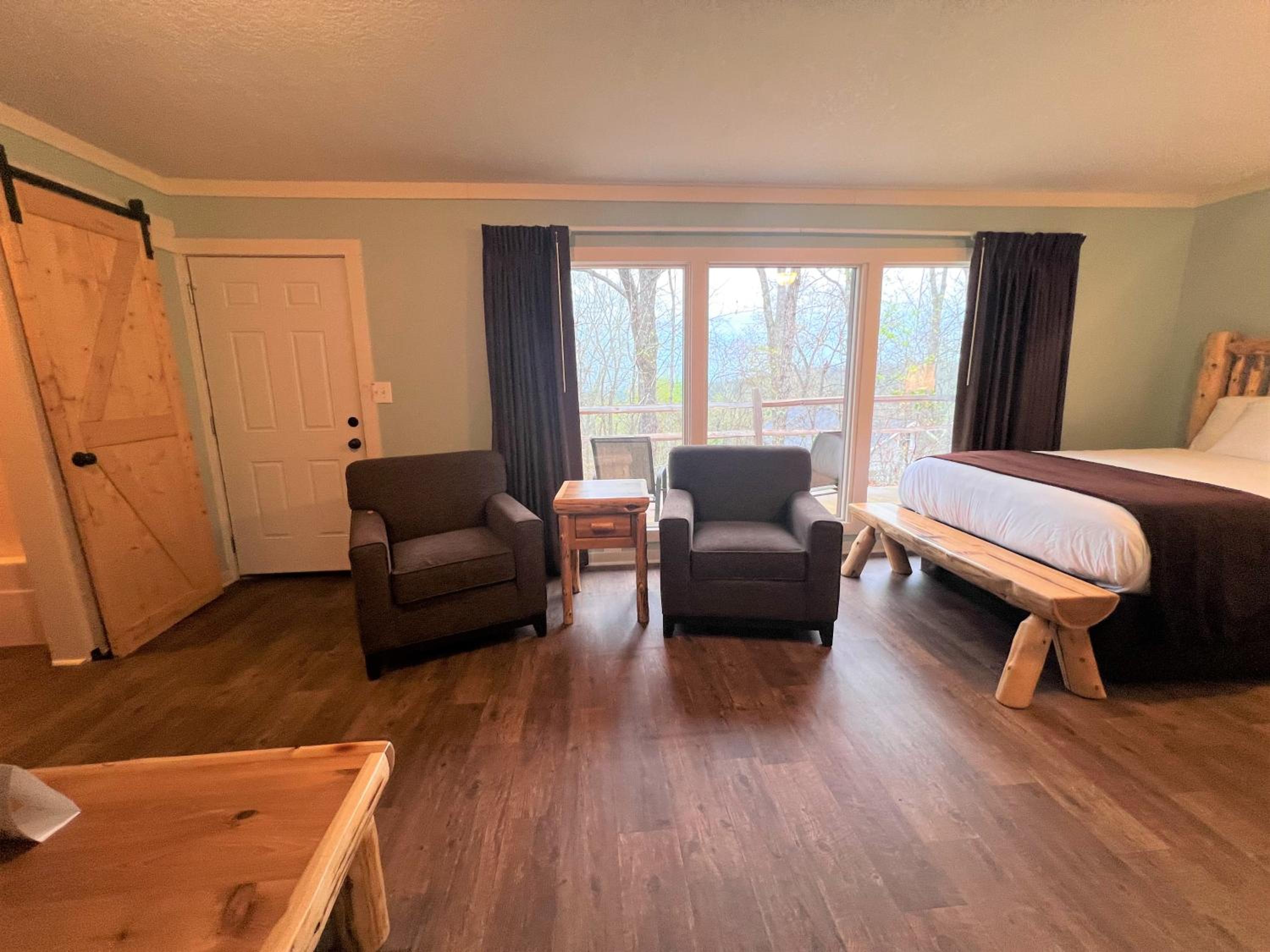 Mountain Top Inn and Resort