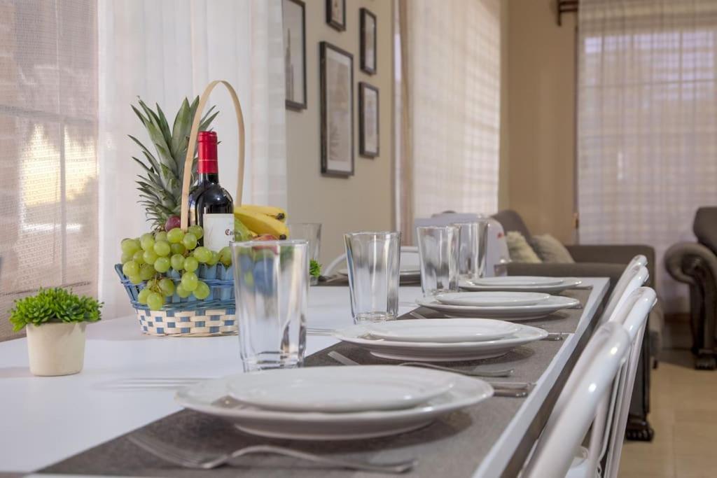 Casa Centenario: Lovely 3br home w/ heated Pool great for families view 2