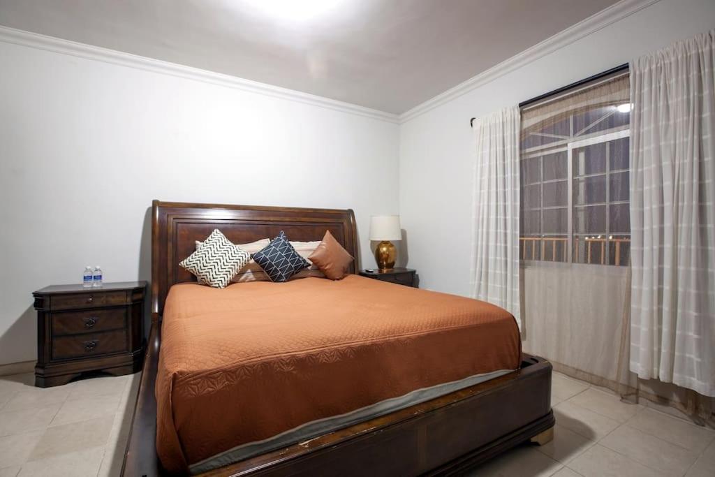 Casa Centenario: Lovely 3br home w/ heated Pool great for families view 4