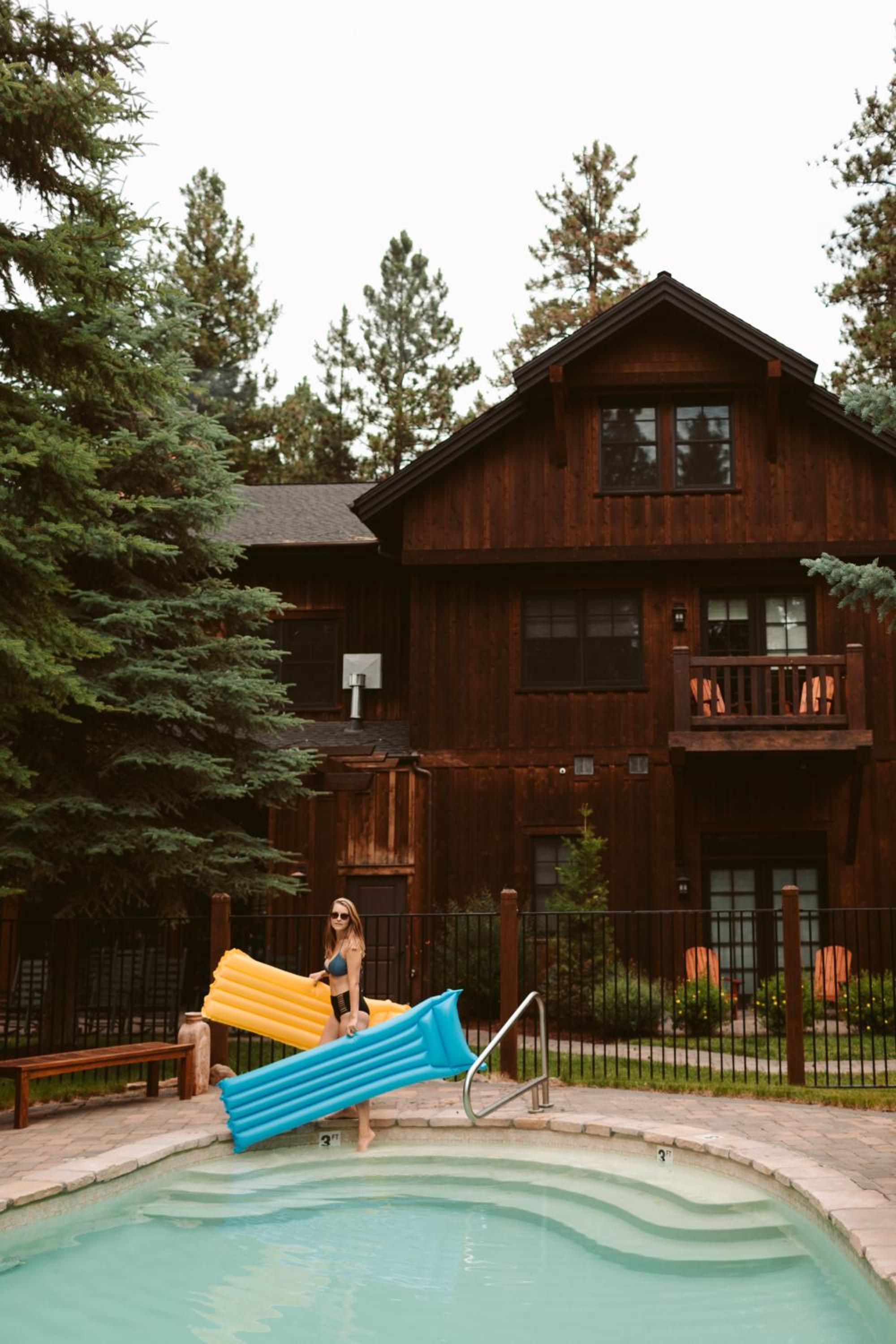 FivePine Lodge