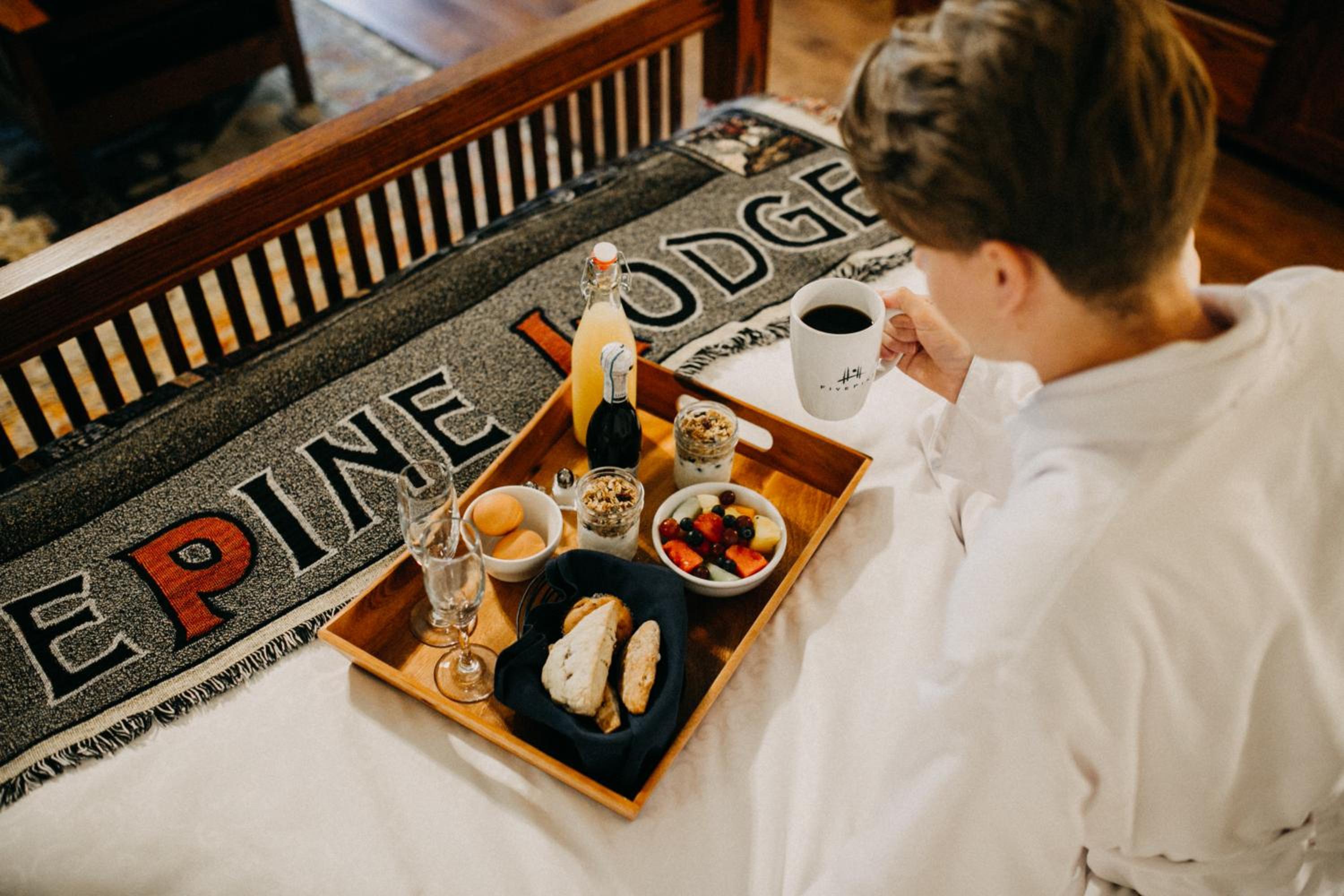 FivePine Lodge