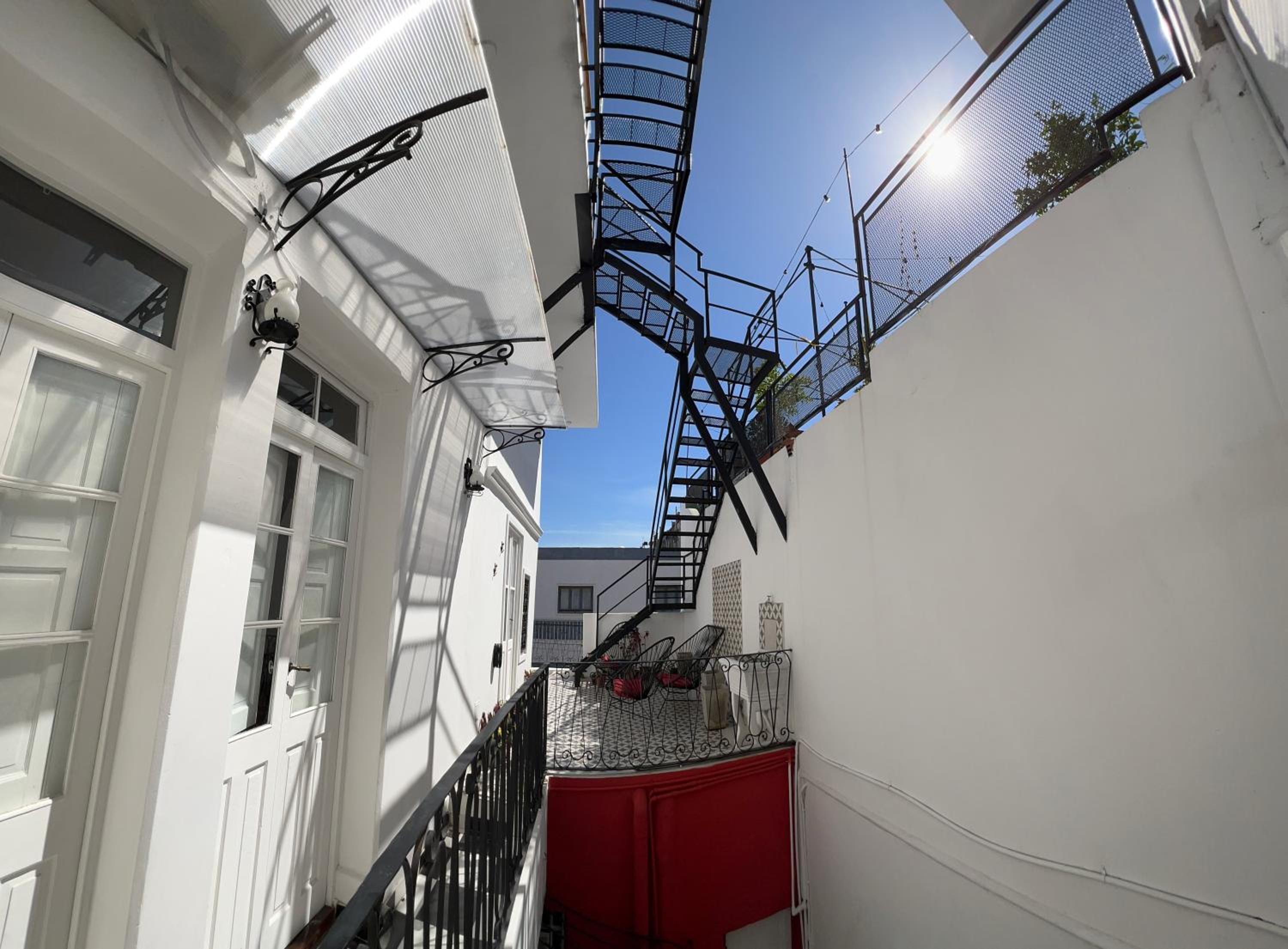 Enchanting townhouse loft in heart of San Telmo