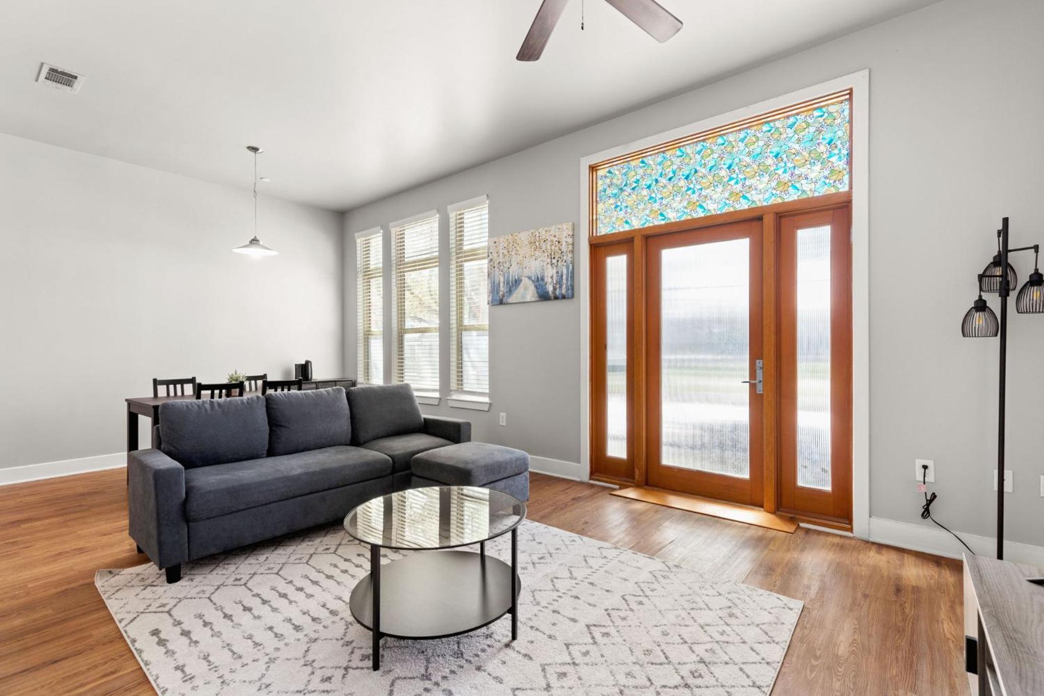 The Elizabeth view 5