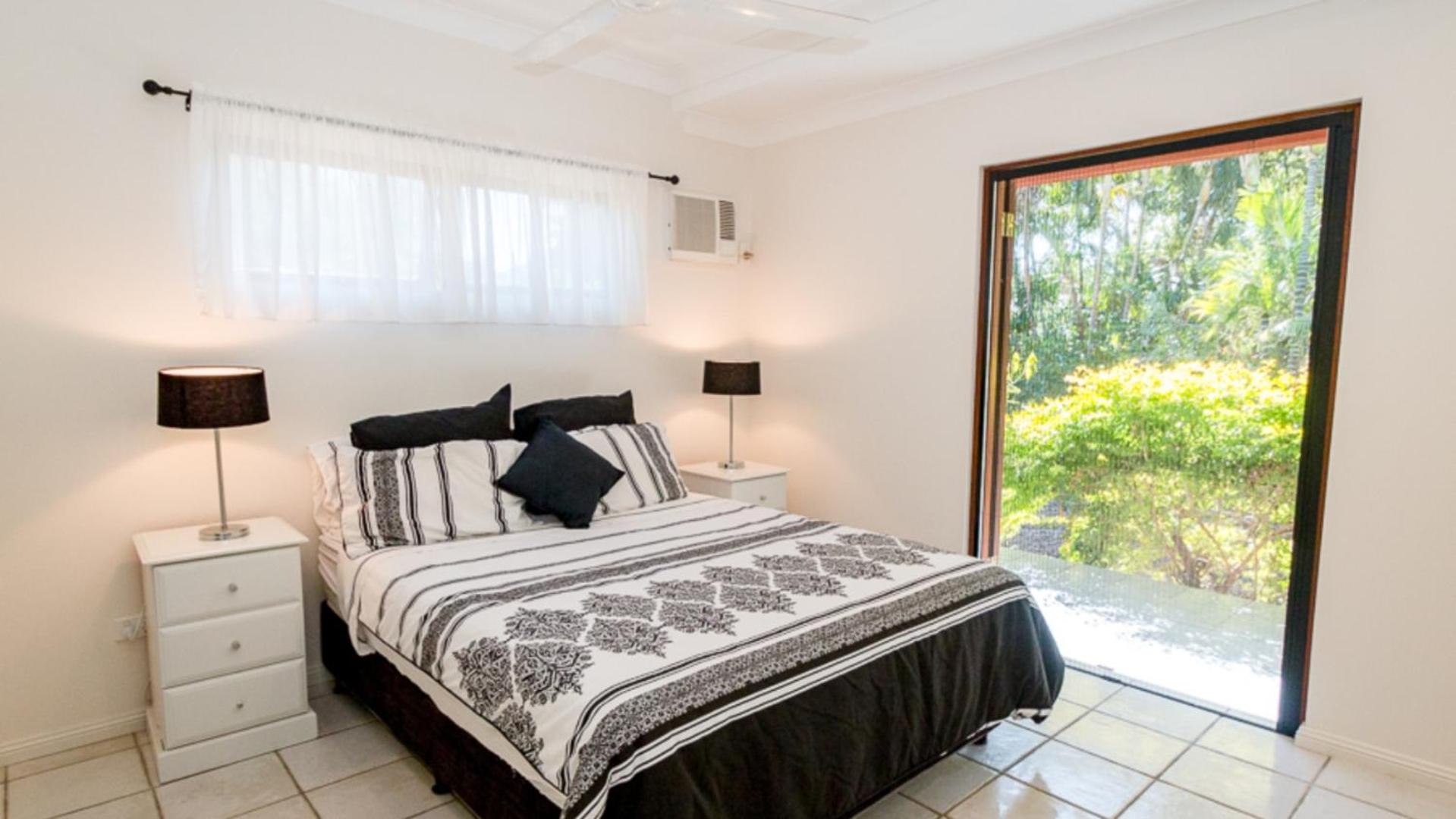 The Manor House, Magnetic Island