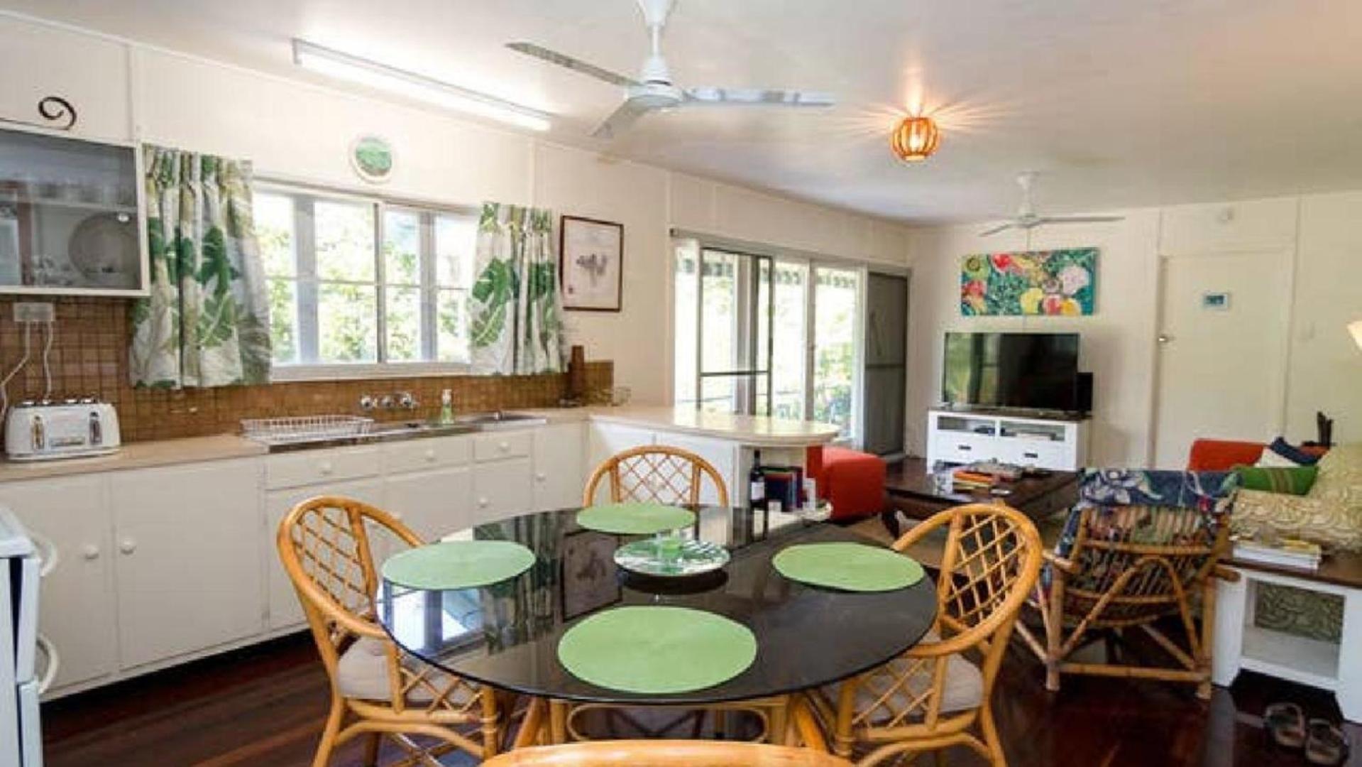 The Butterfly House, Beautiful Home Near The Beach