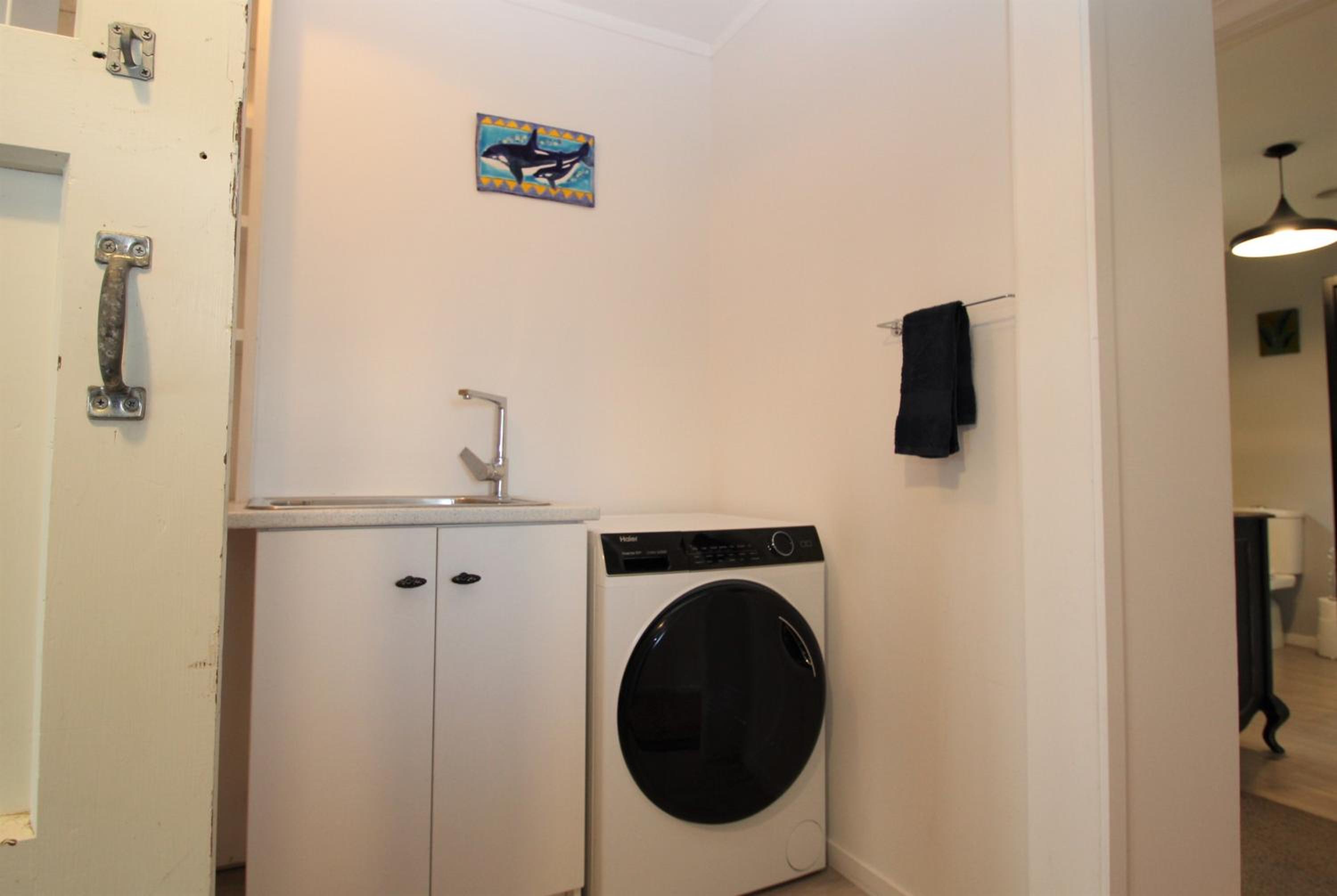 Looking for an Easy Country Getaway, with Views? view 4