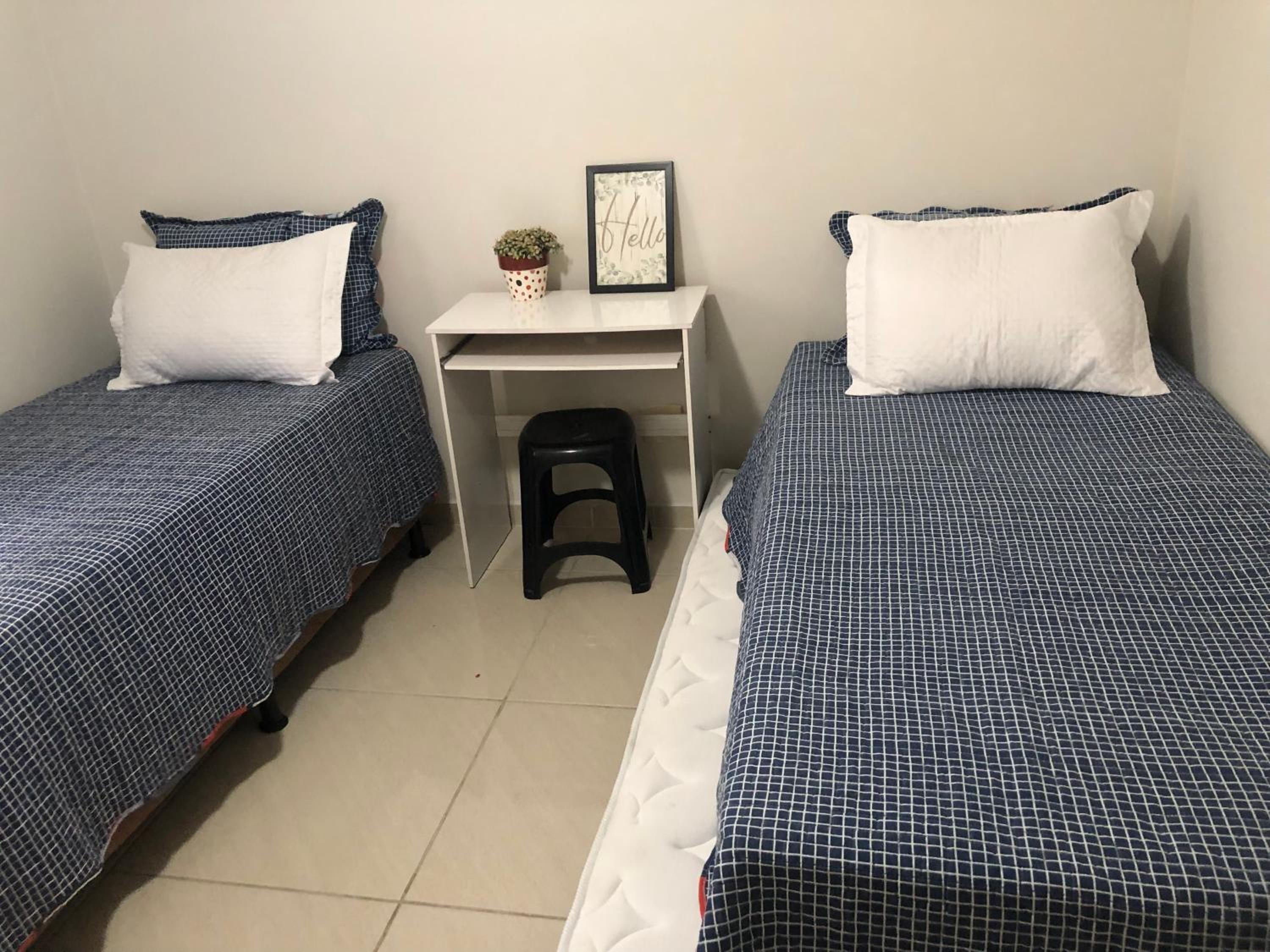 A Passos da Areia Apartamento 2 Quartos no Coração da Badalada Praia do Morro - WiFi Fibra