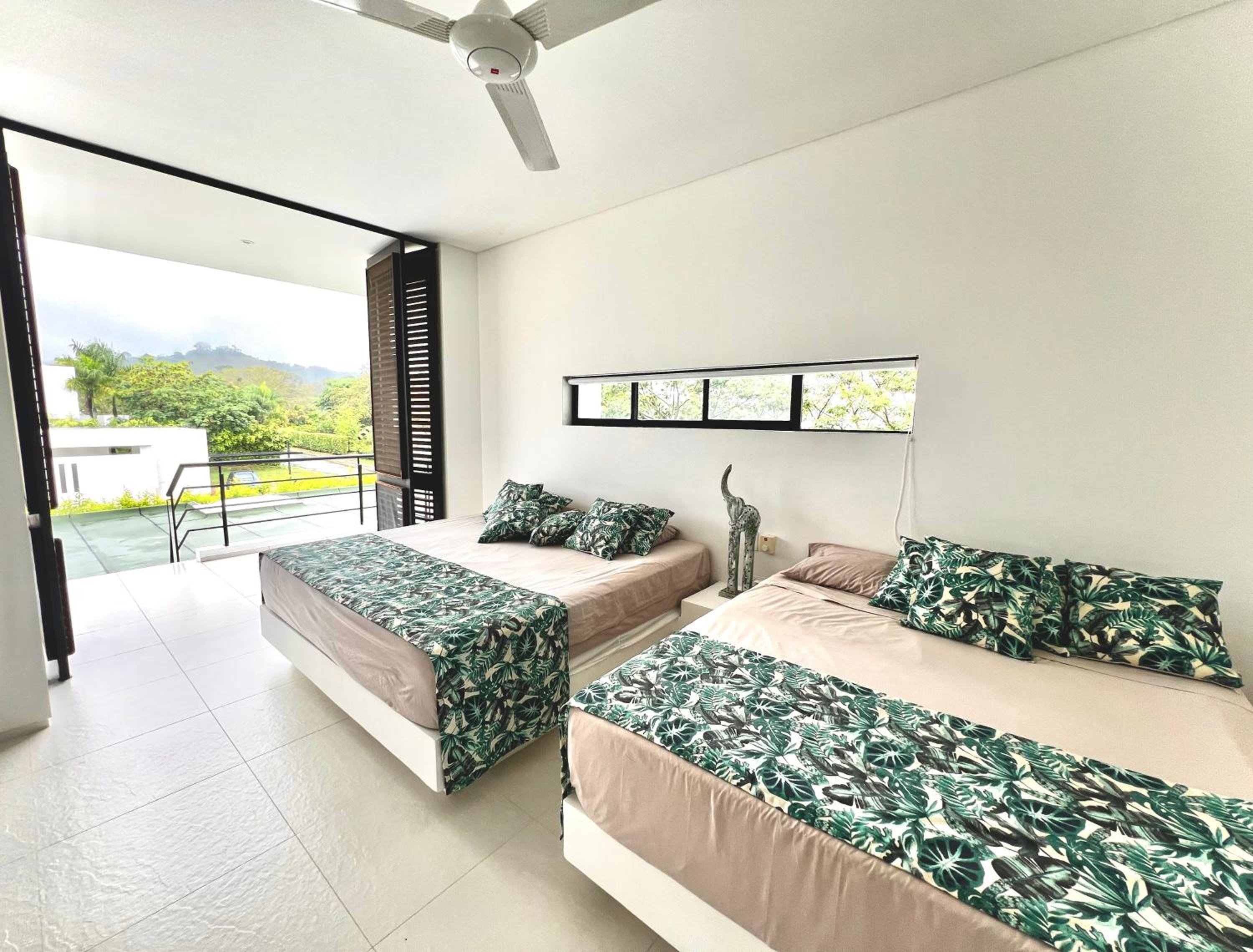 Casa campestre Solé mediterranea con piscina en Anapoima