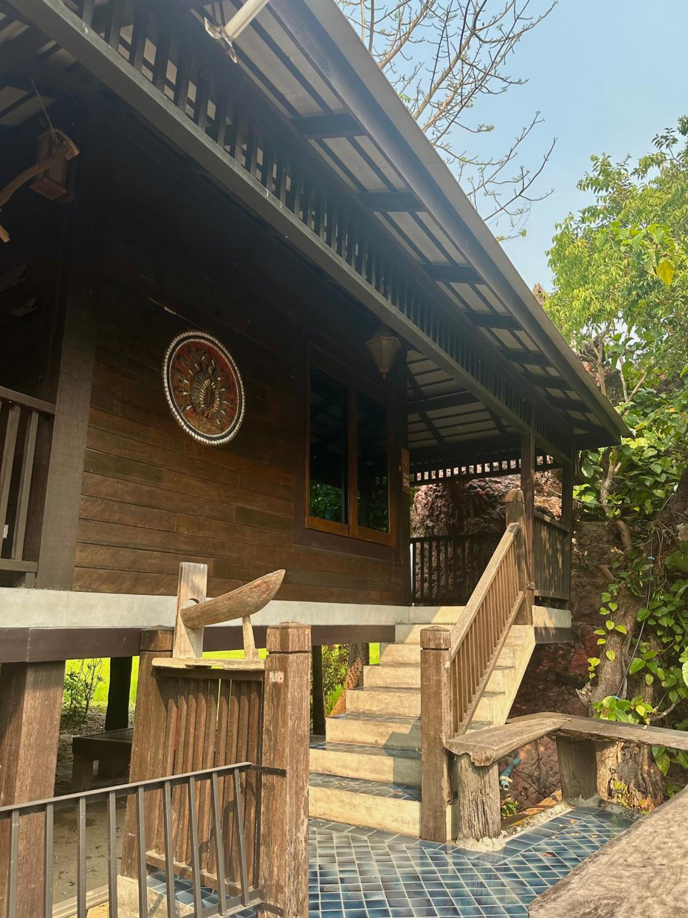 Bantunglom Resort