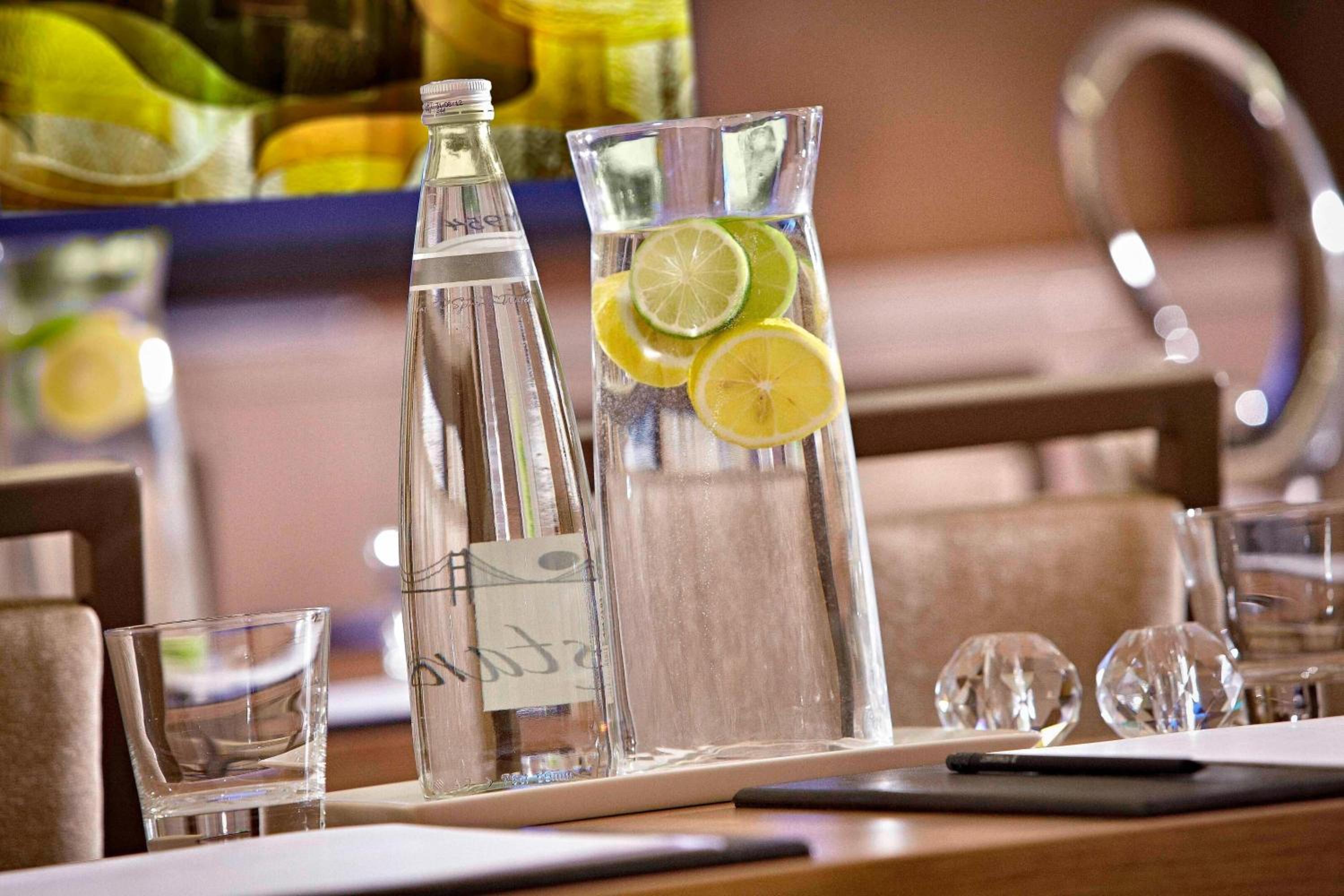 Renaissance İstanbul Polat Bosphorus Otel - Image 19