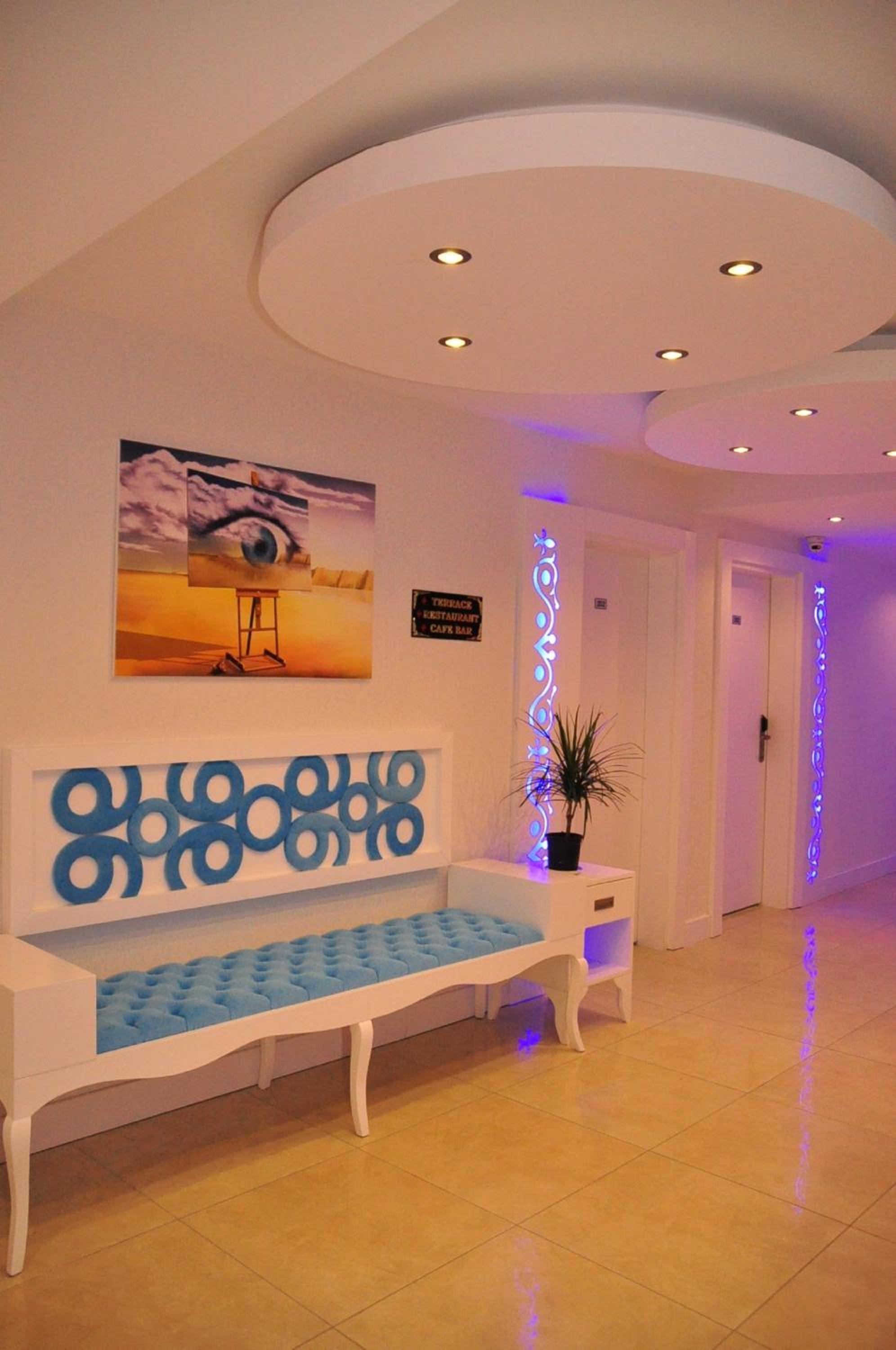 Side Vacations - Aura Boutique Hotel - Property Image 5