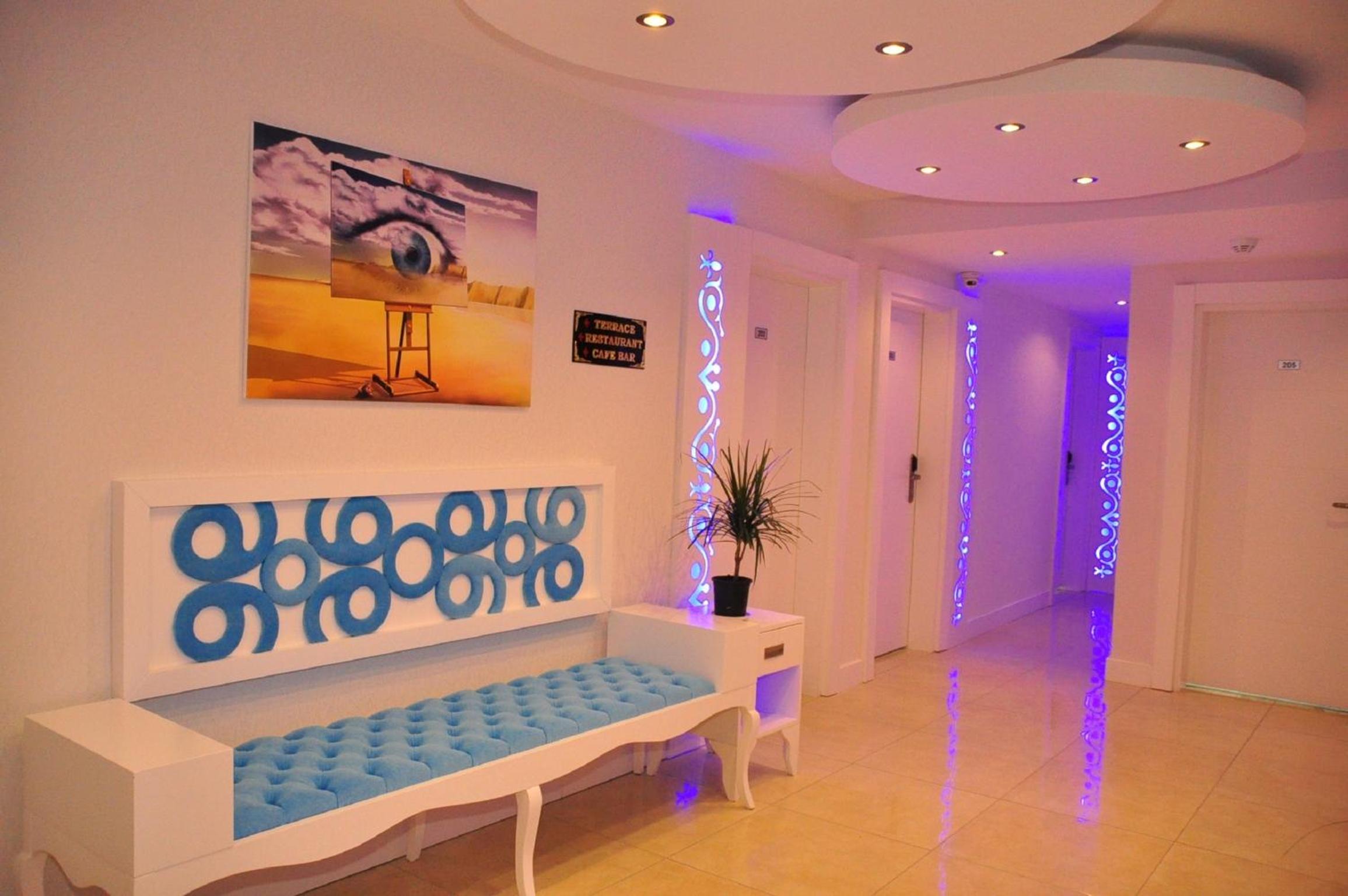 Aura Boutique Hotel - Image 32