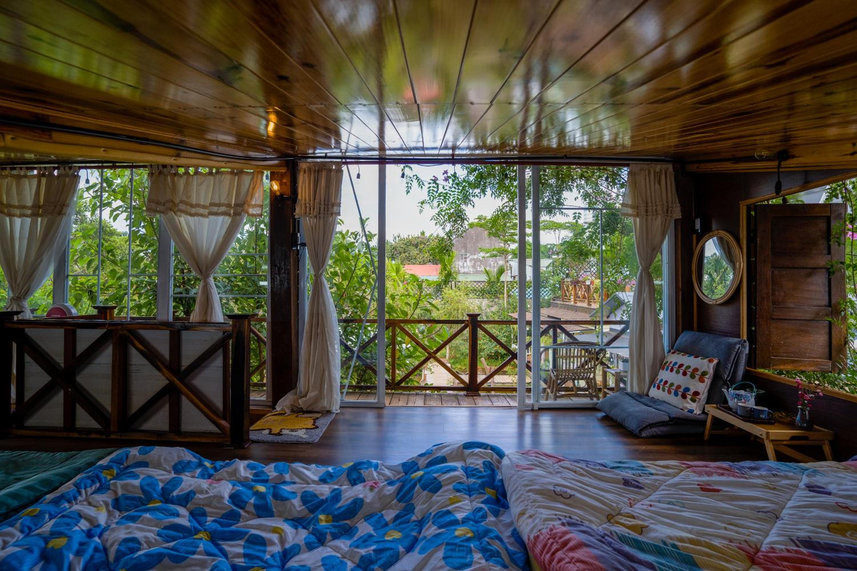 HomeTa Homestay