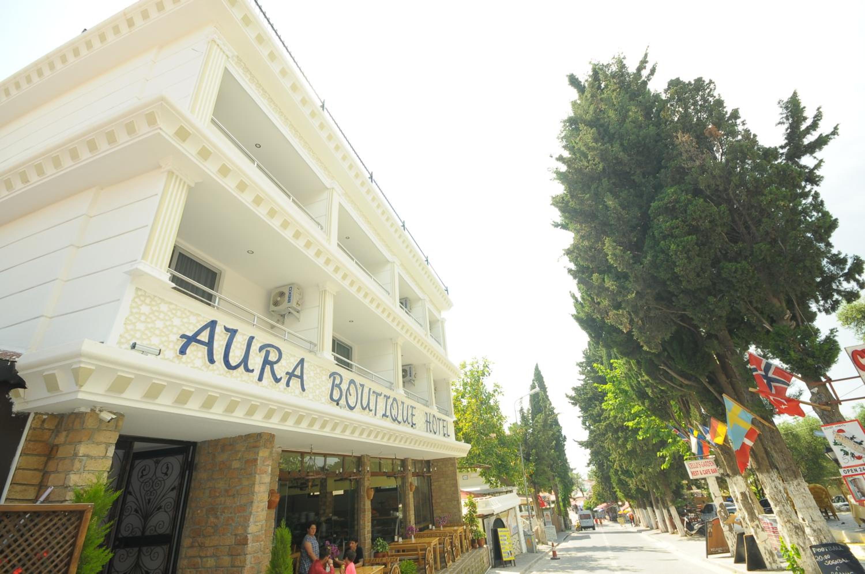 Aura Boutique Hotel - Image 33