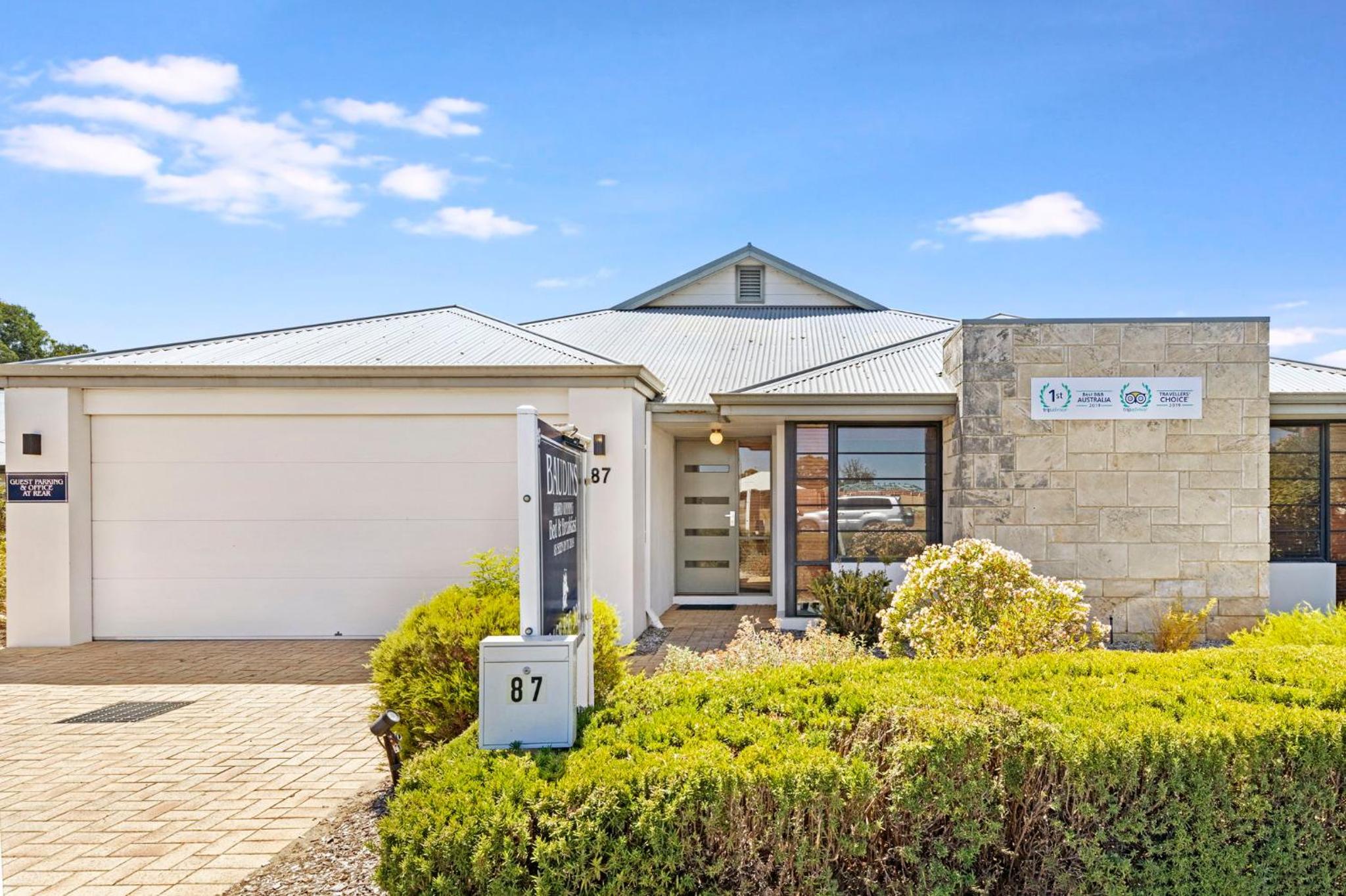 Baudins of Busselton Bed and Breakfast - Adults only