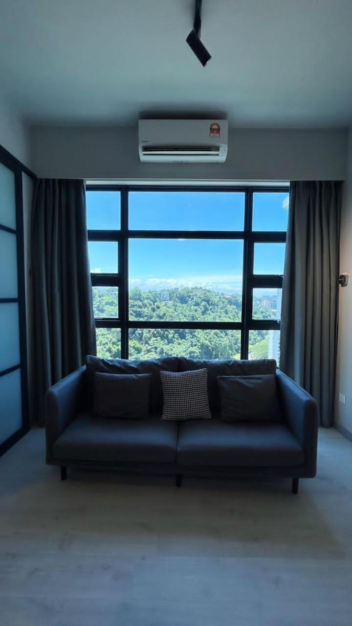 Jesselton quay citypad city and sea view by borneo sunset photo 6