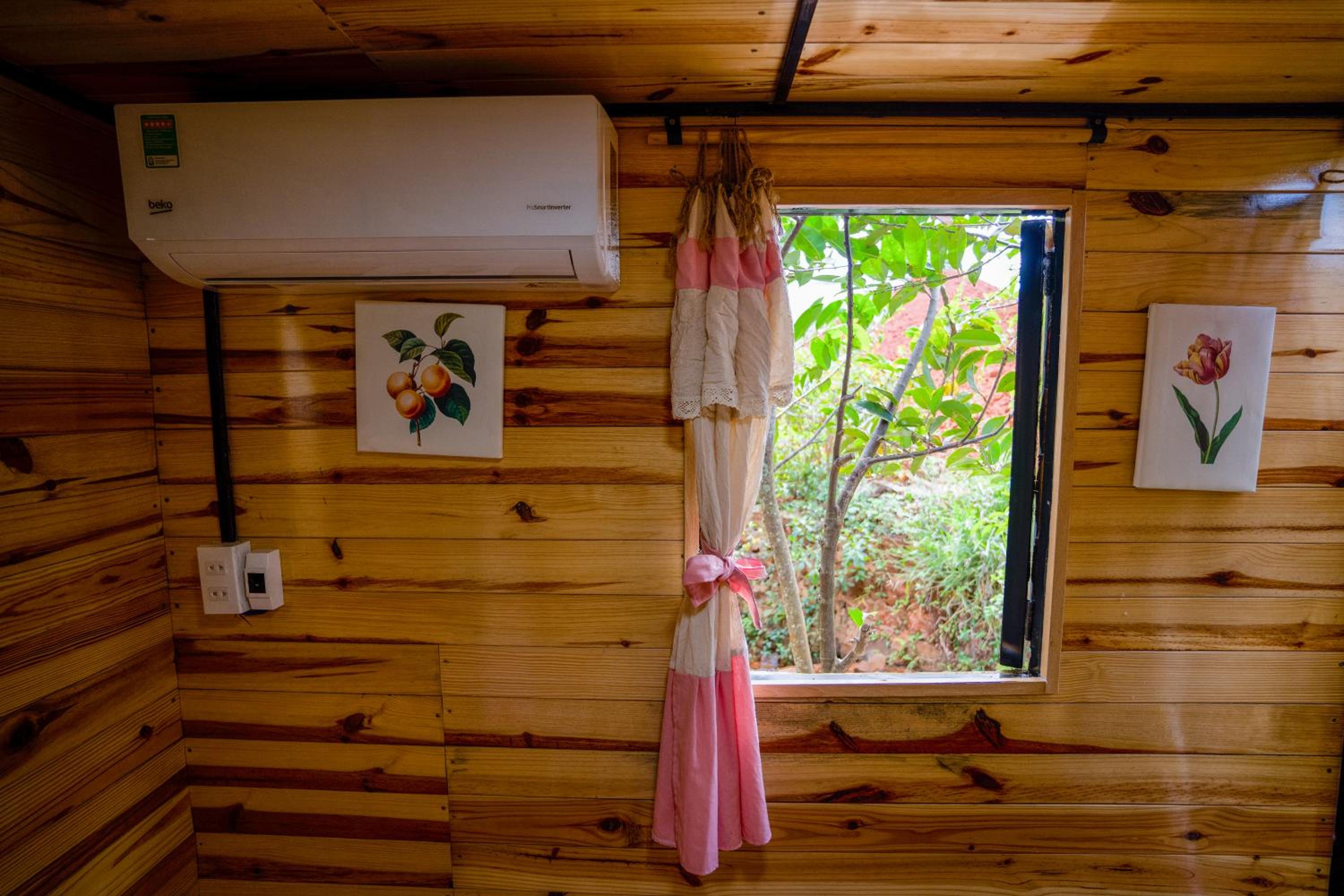 HomeTa Homestay