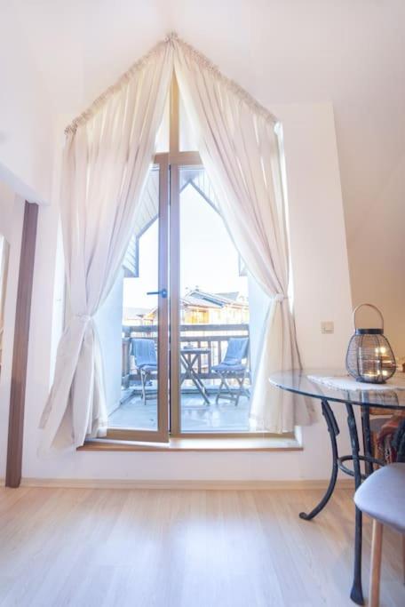 Hidden Gem with 1BR and amazing view