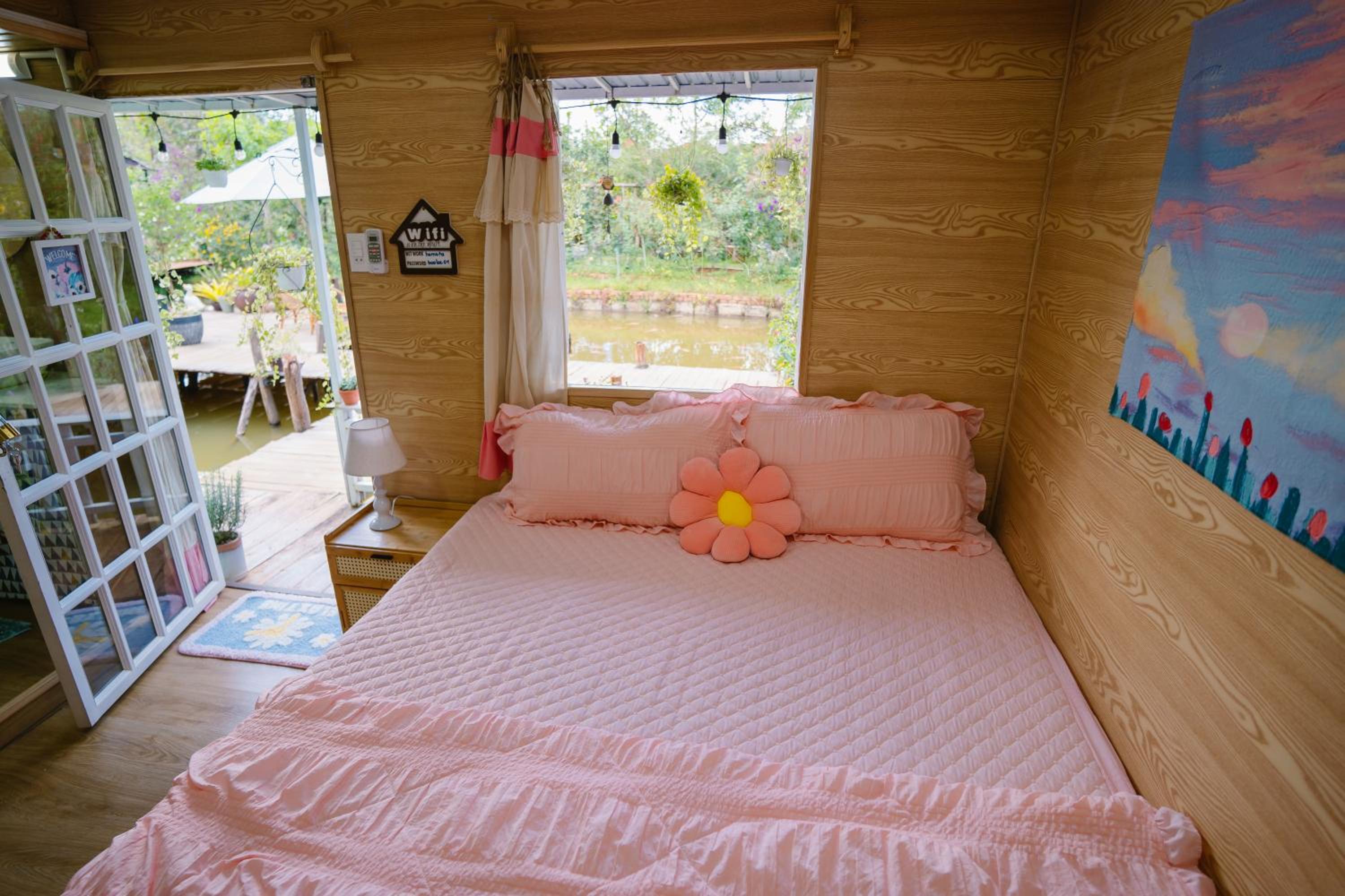 HomeTa Homestay