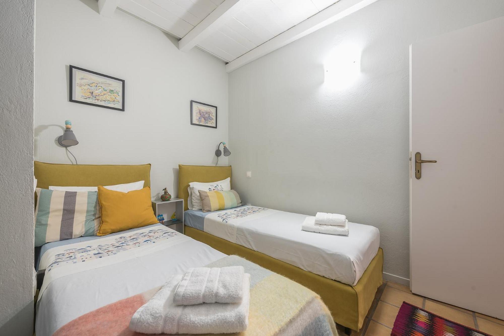 Athenian Niche in Plaka Villa by Athenian Homes