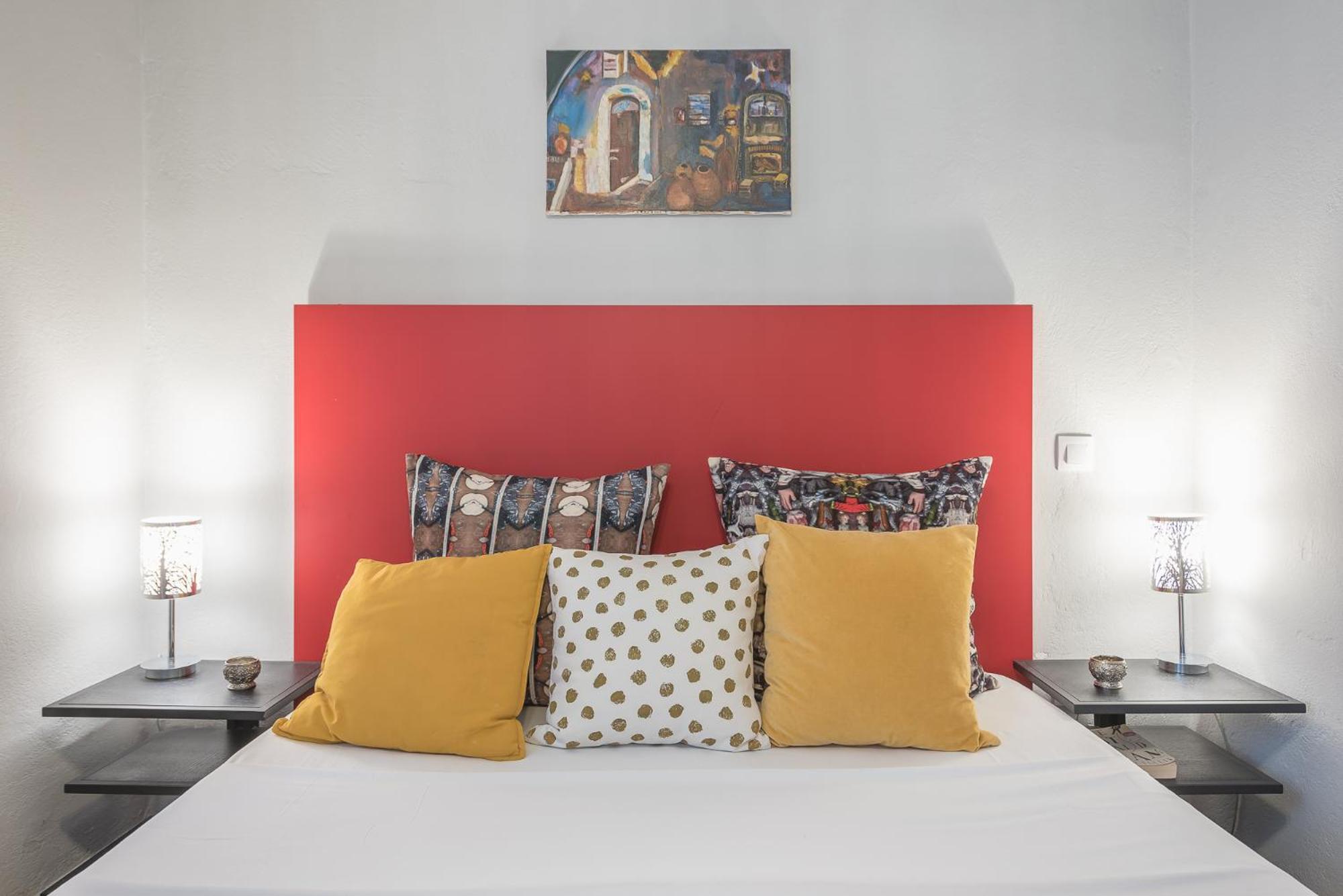 Athenian Niche in Plaka Villa by Athenian Homes