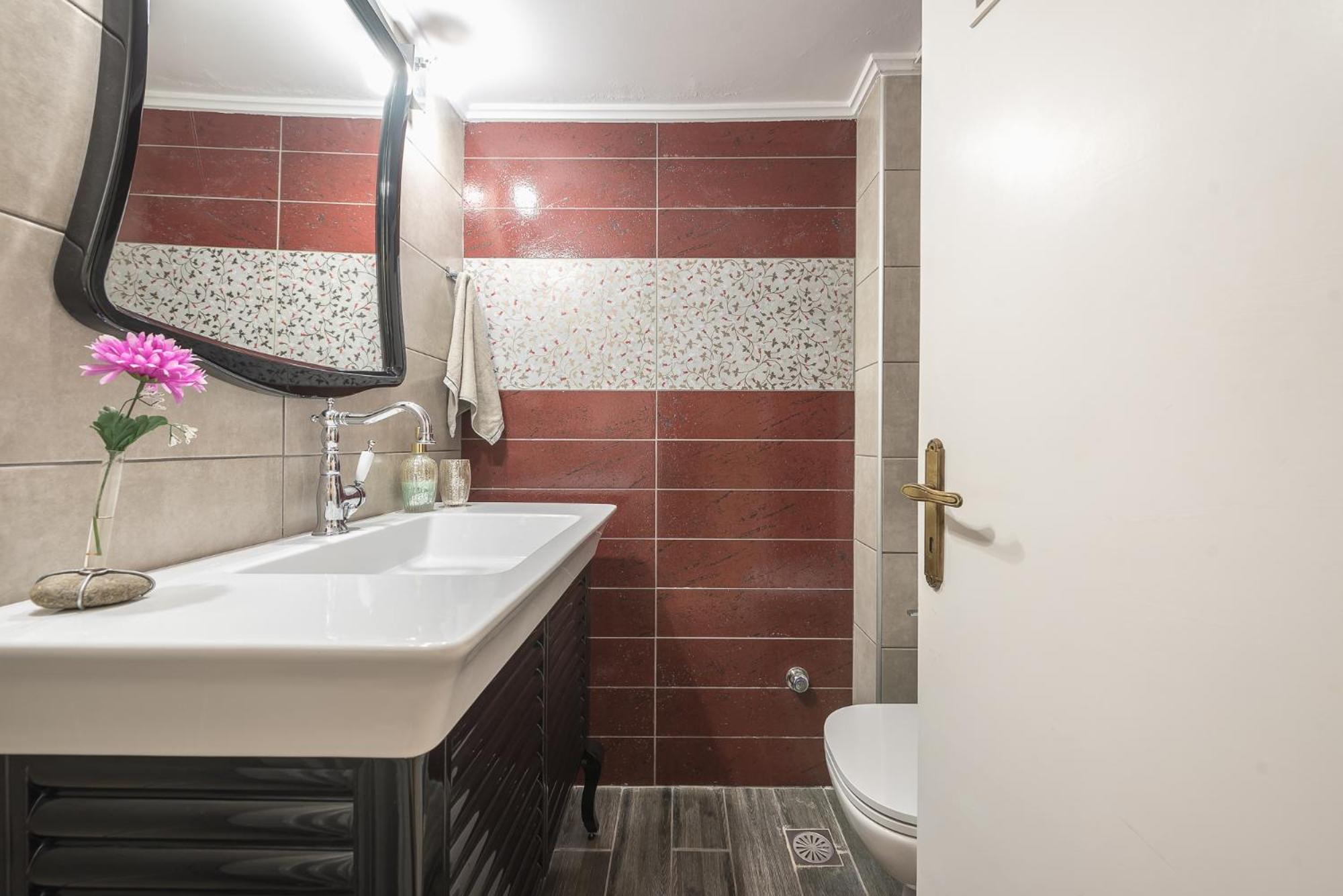 Athenian Niche in Plaka Villa by Athenian Homes