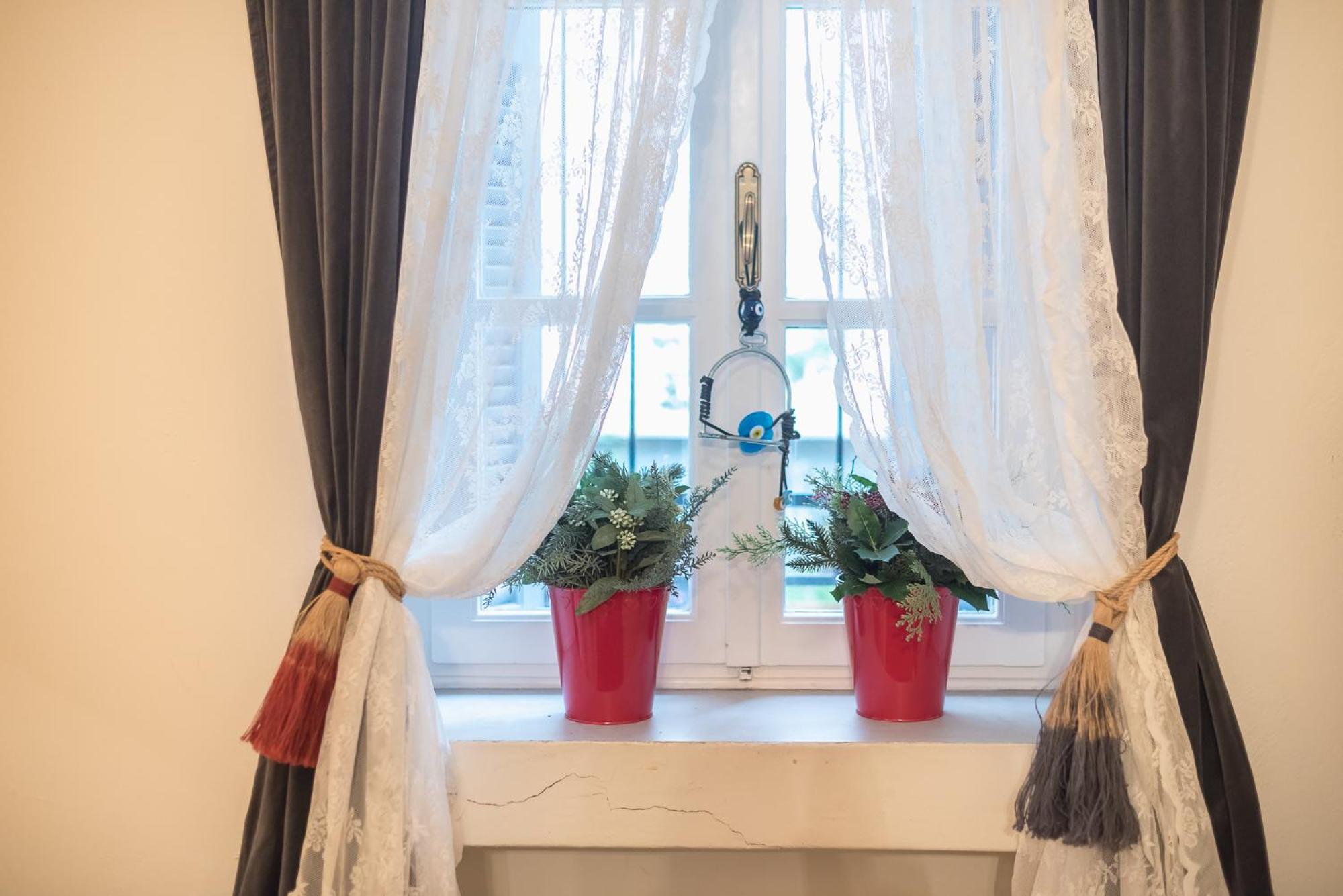Athenian Niche in Plaka Villa by Athenian Homes