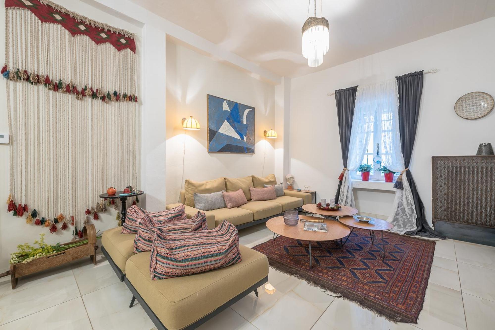 Athenian Niche in Plaka Villa by Athenian Homes