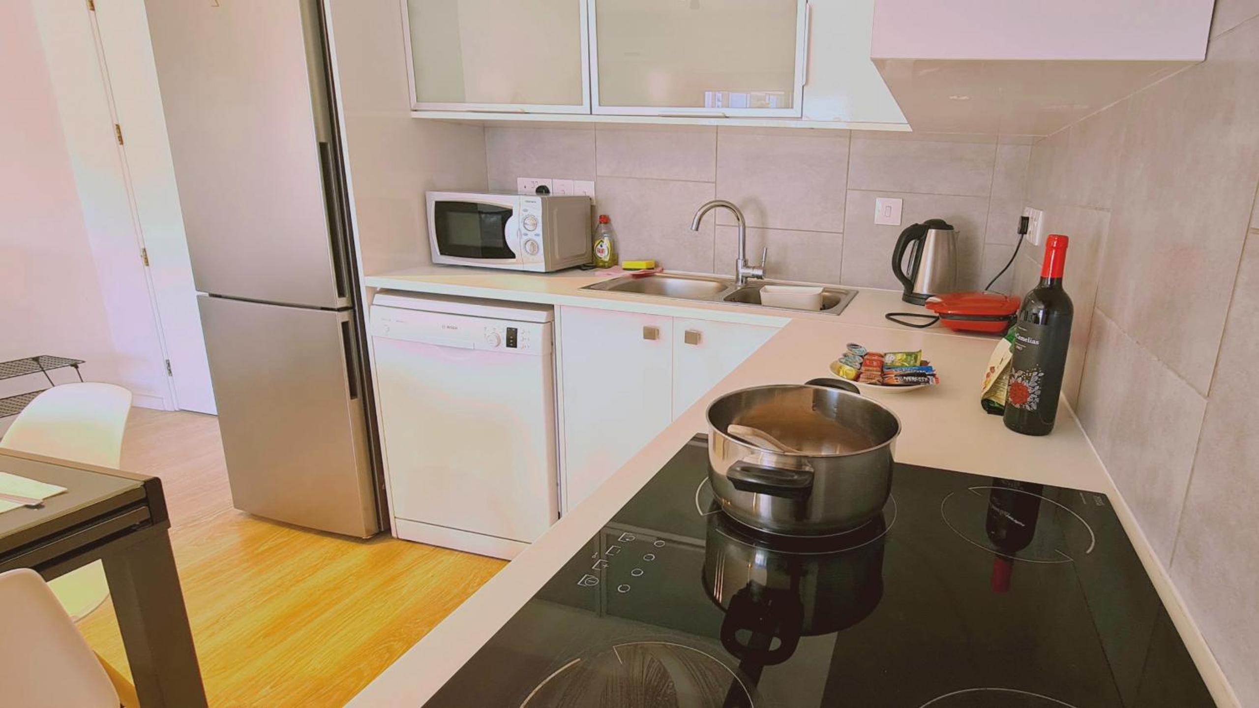 STAY Vivid City Apartment