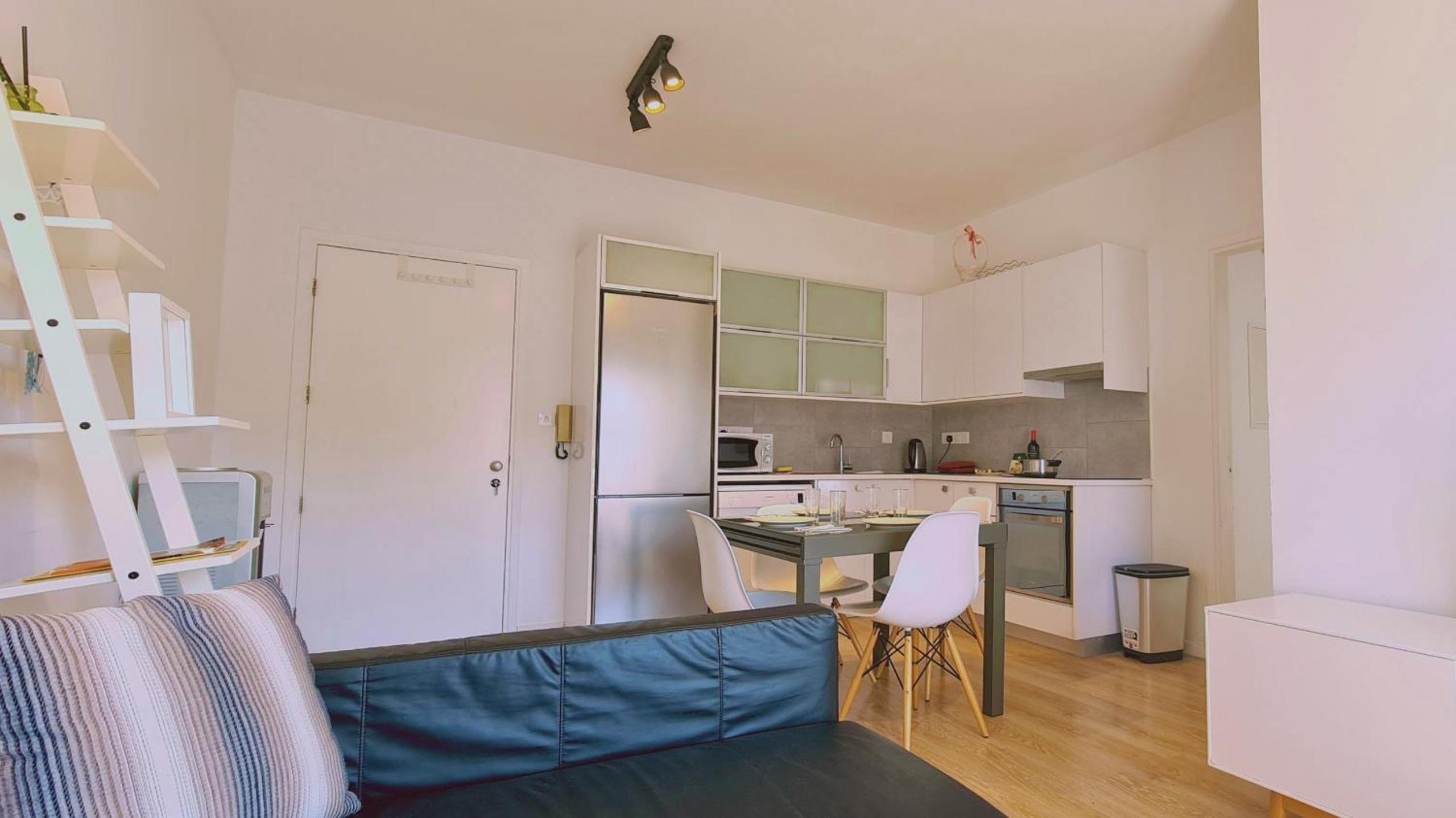 STAY Vivid City Apartment