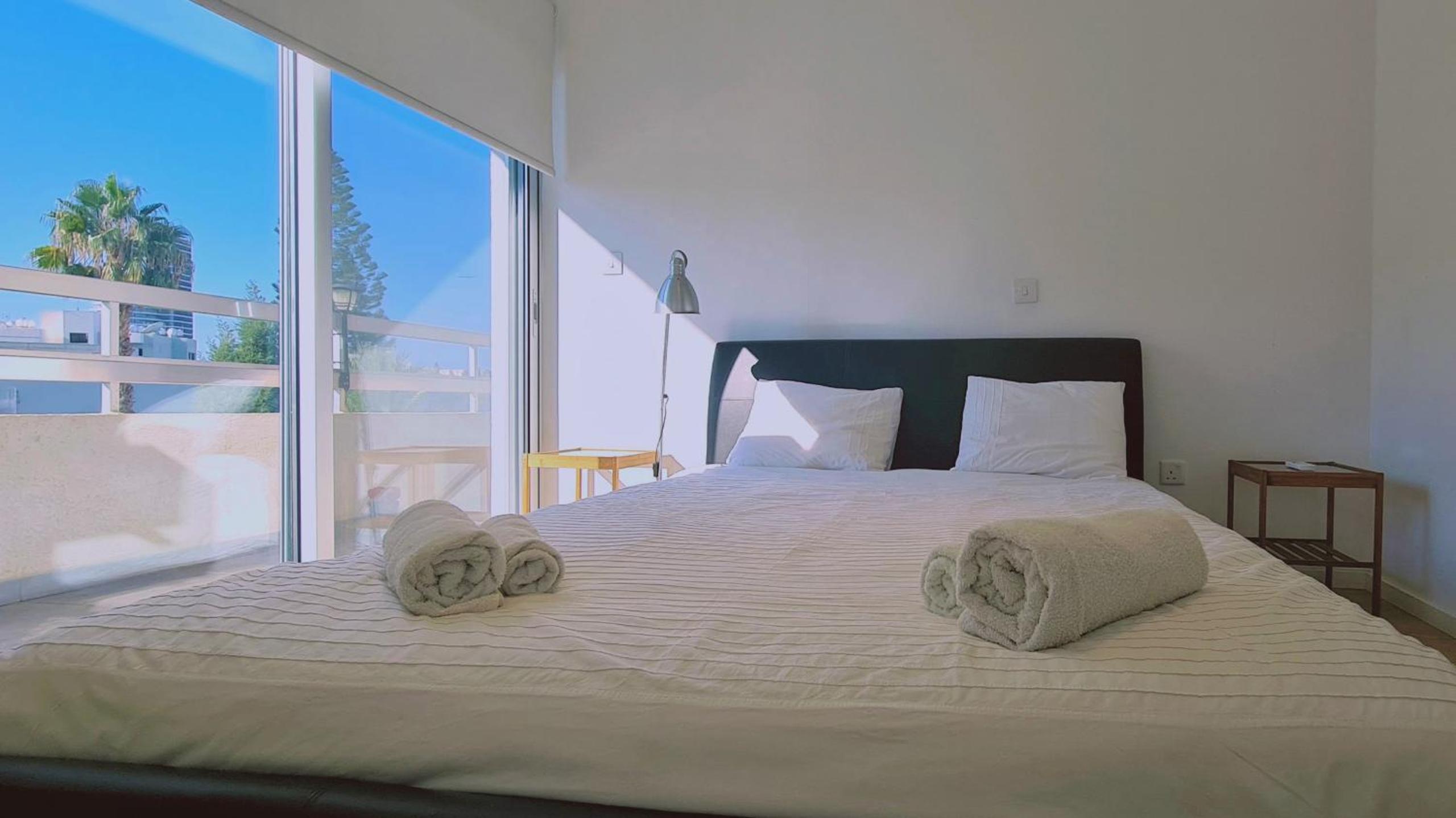 STAY Vivid City Apartment